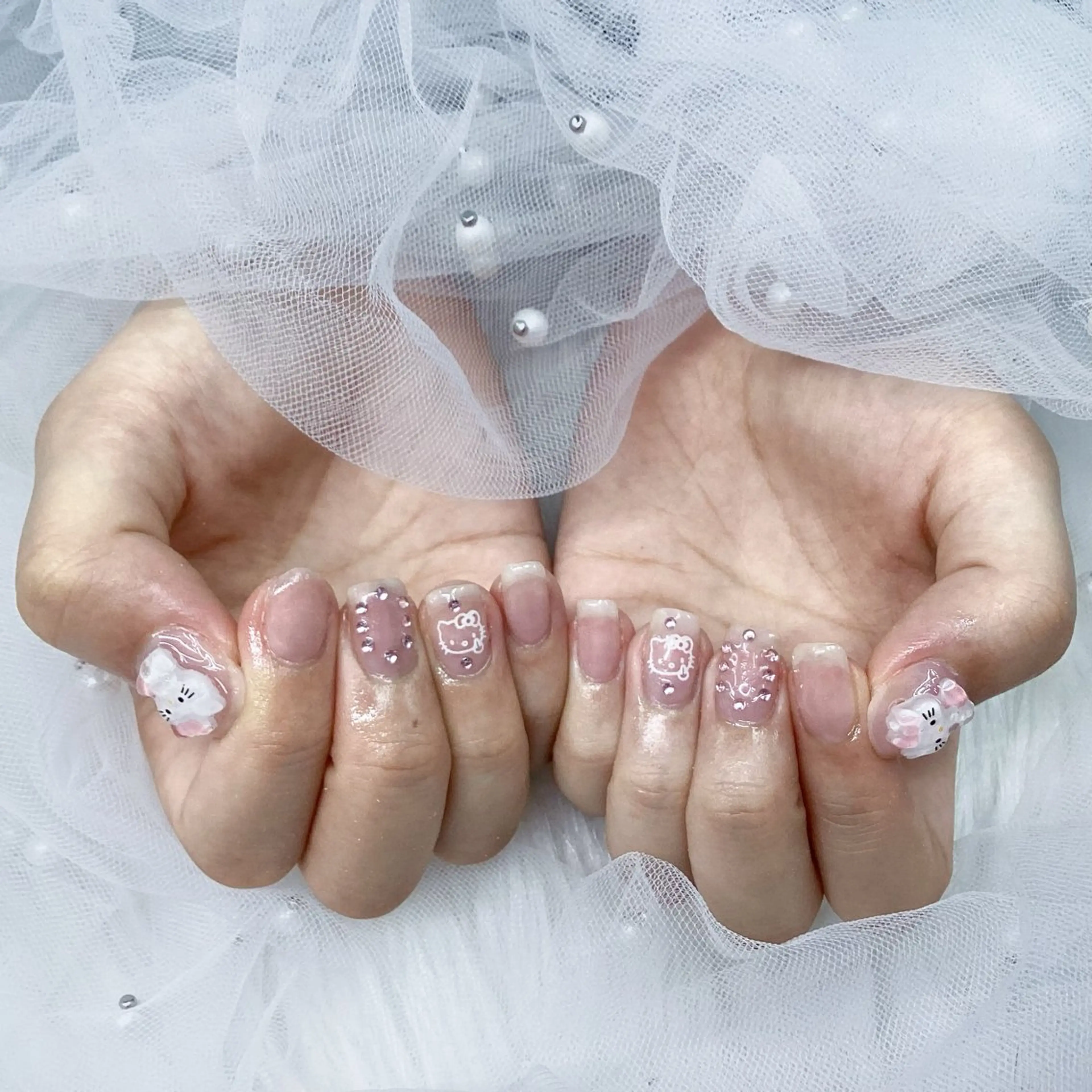 ショート パーツ全部¥110 サロンミミのネイルデザイン