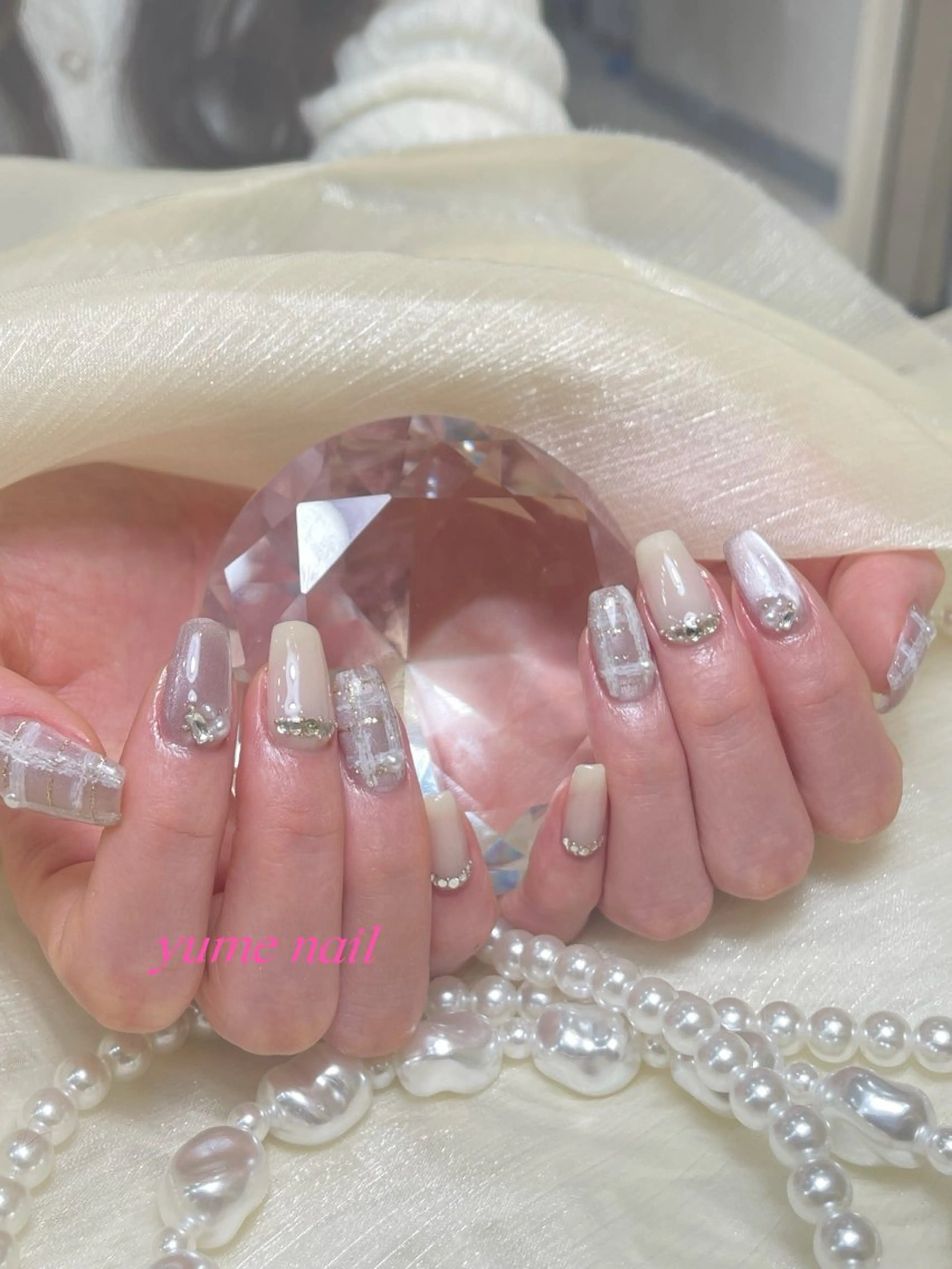 ミディアム ヒエン NAILのネイルデザイン