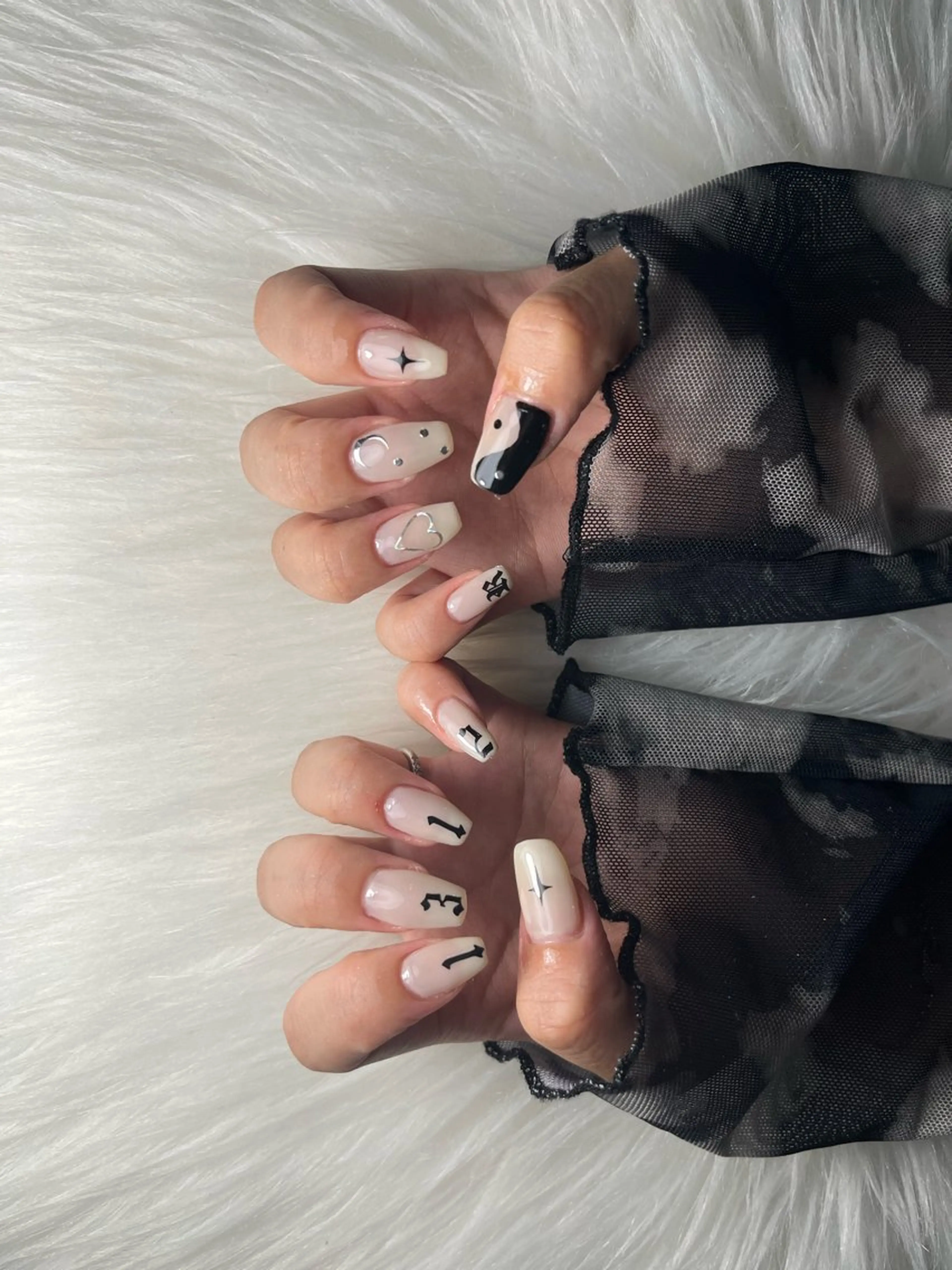 ネイル ハンドネイル ネイルサロンティアラ所属・ネイルサロン ティアラのネイルデザイン