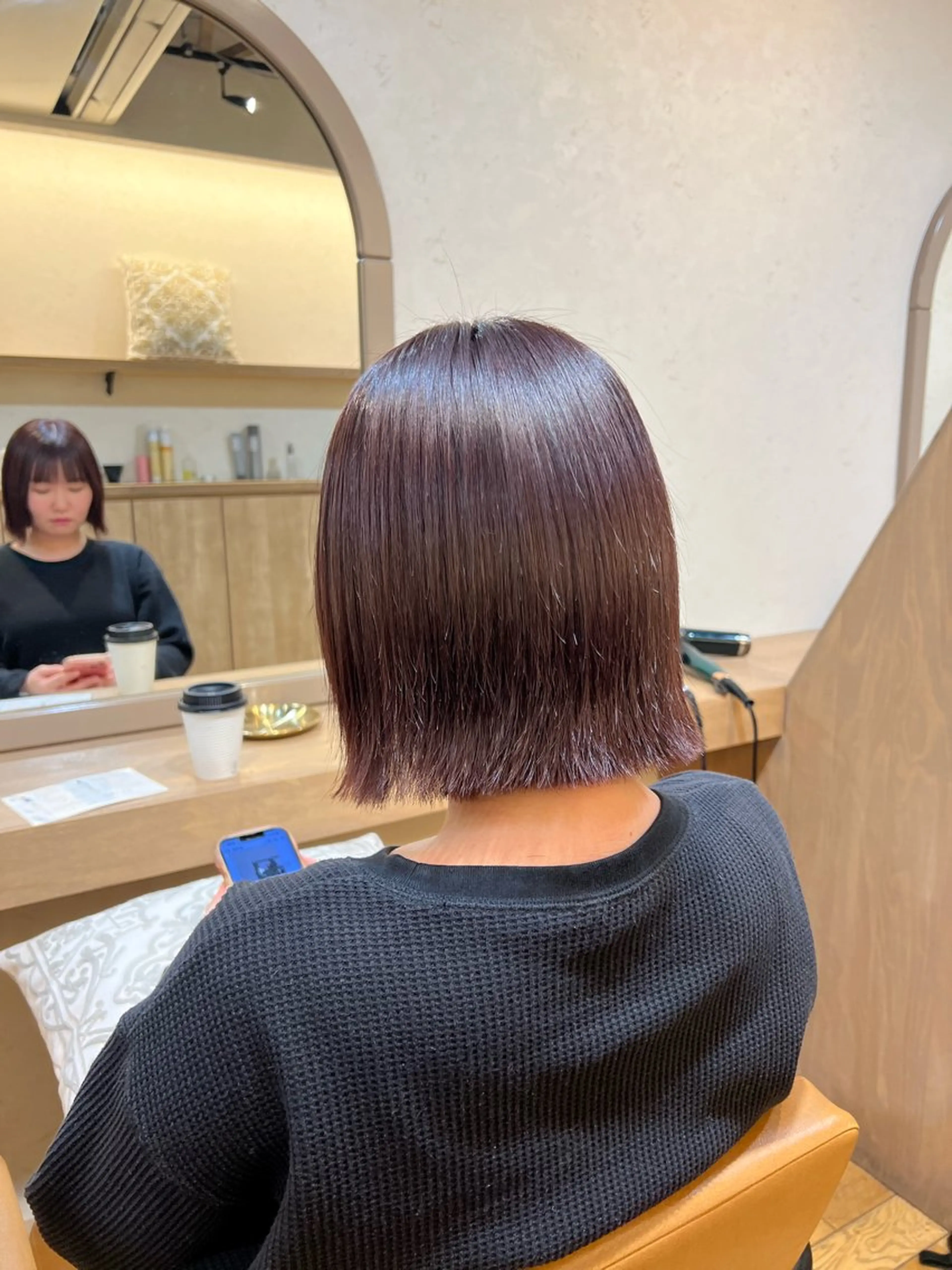 ショート カラー 切りっぱなしボブ ボブ 神戸ボブ✂️ ioe三宮/田 伸佳のヘアスタイル