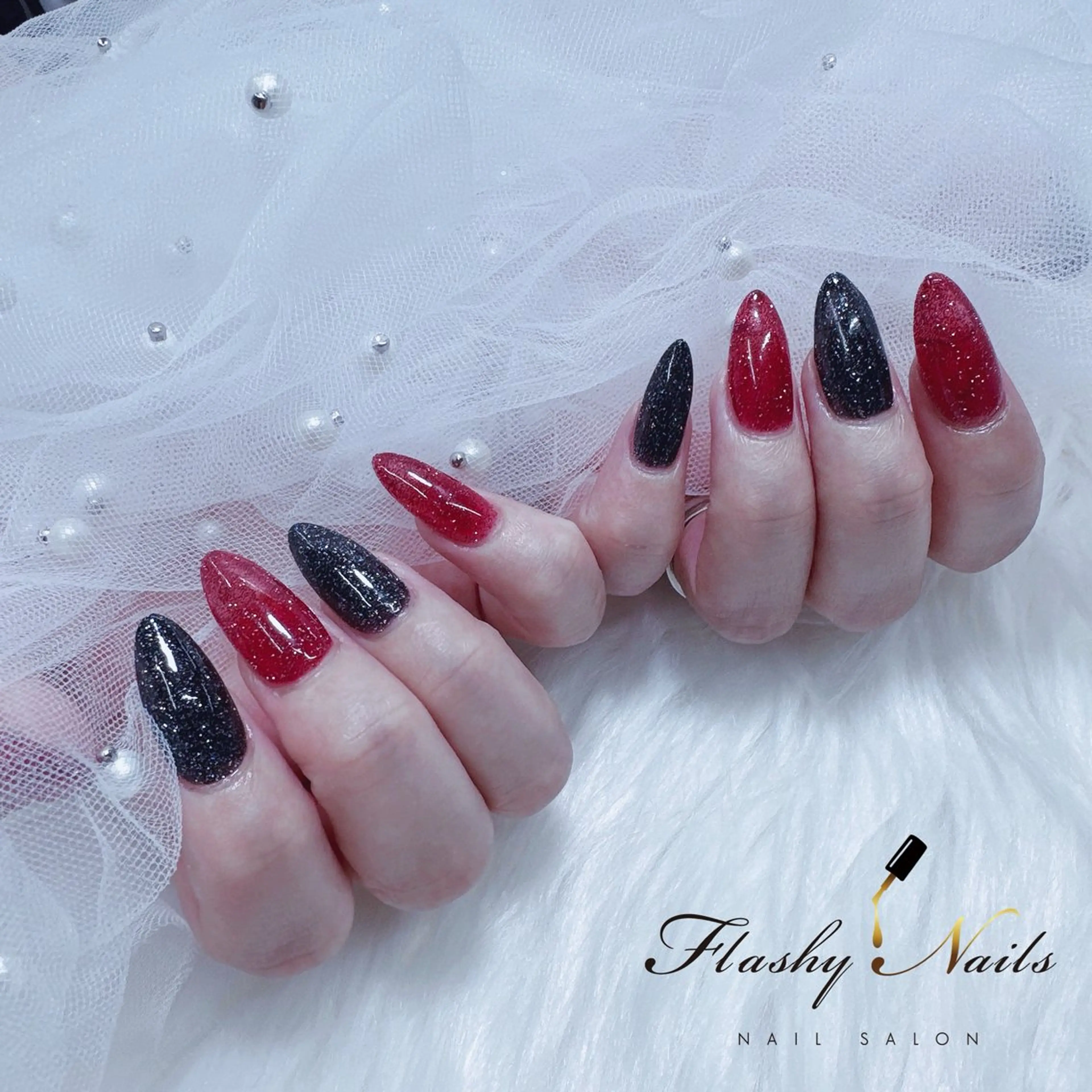 ネイル ハンドネイル Flashy Nailsのネイルデザイン