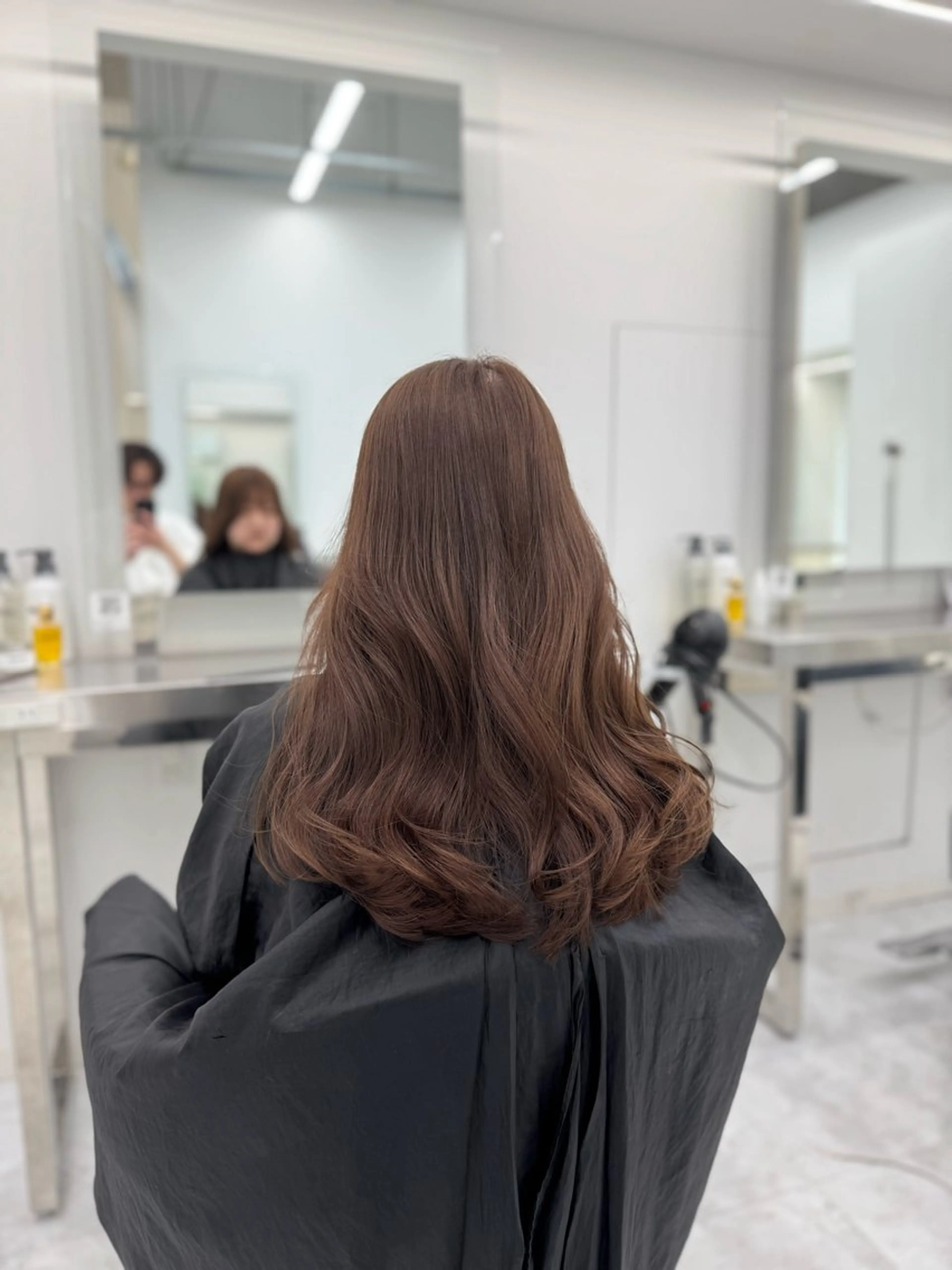 セミロング カラー カット ヘアカラー トリートメント ブリーチなし🤍透明 感カラー🤍しゅうじのヘアスタイル