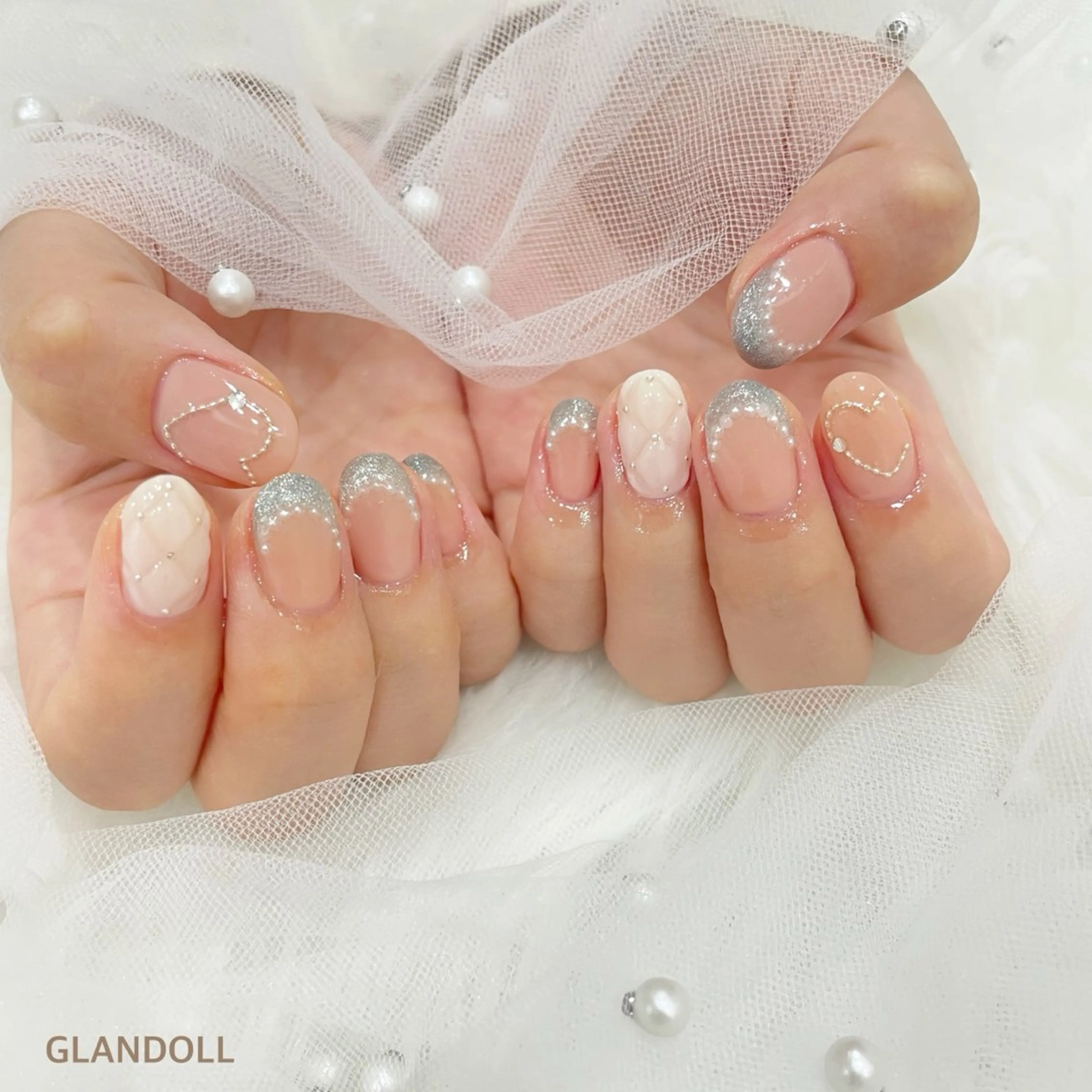 ネイル ハンドネイル GLANDOLL YURIのネイルデザイン