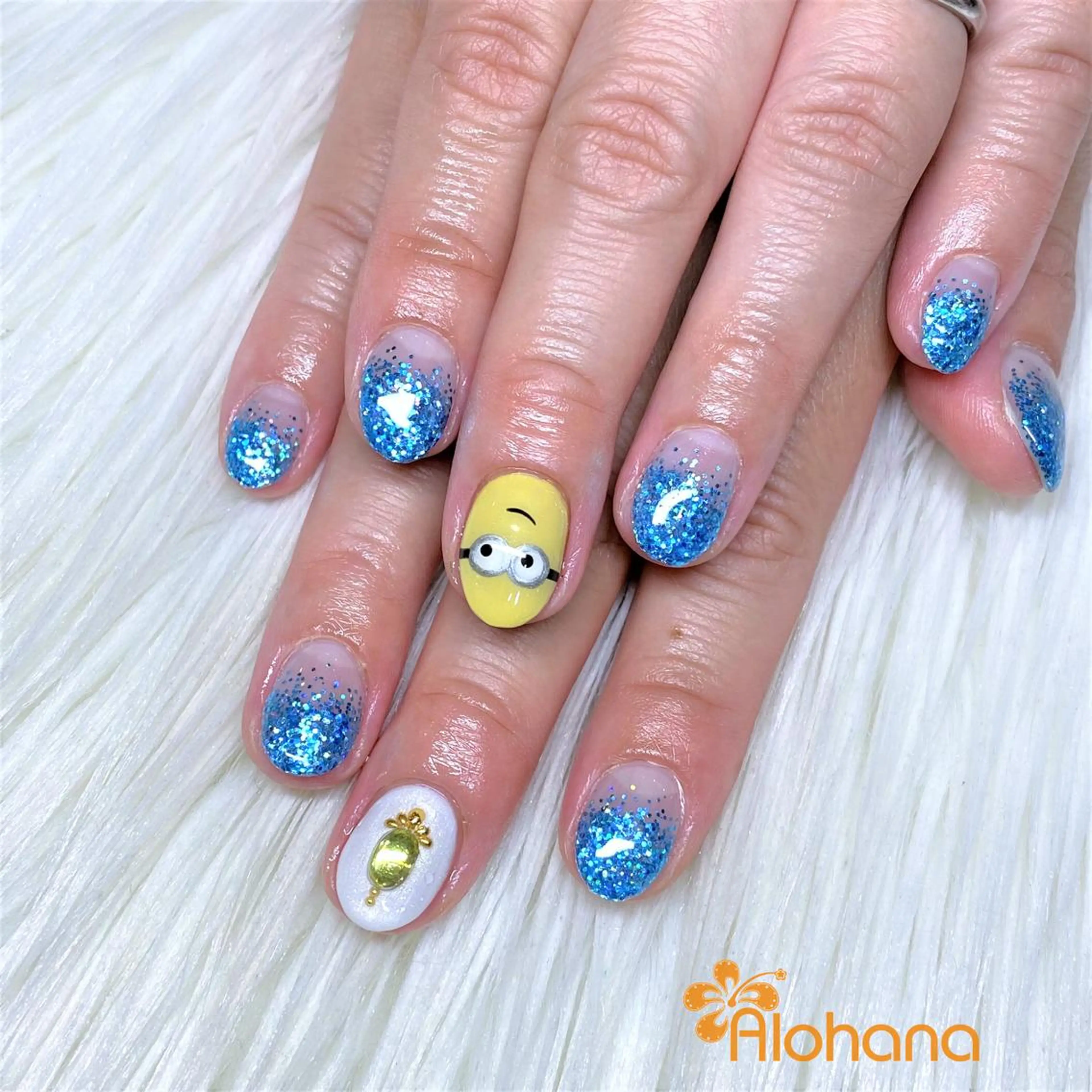 ネイル アートネイル ストーンネイル ハンドネイル Alohana所属・Alohana Minaのネイルデザイン