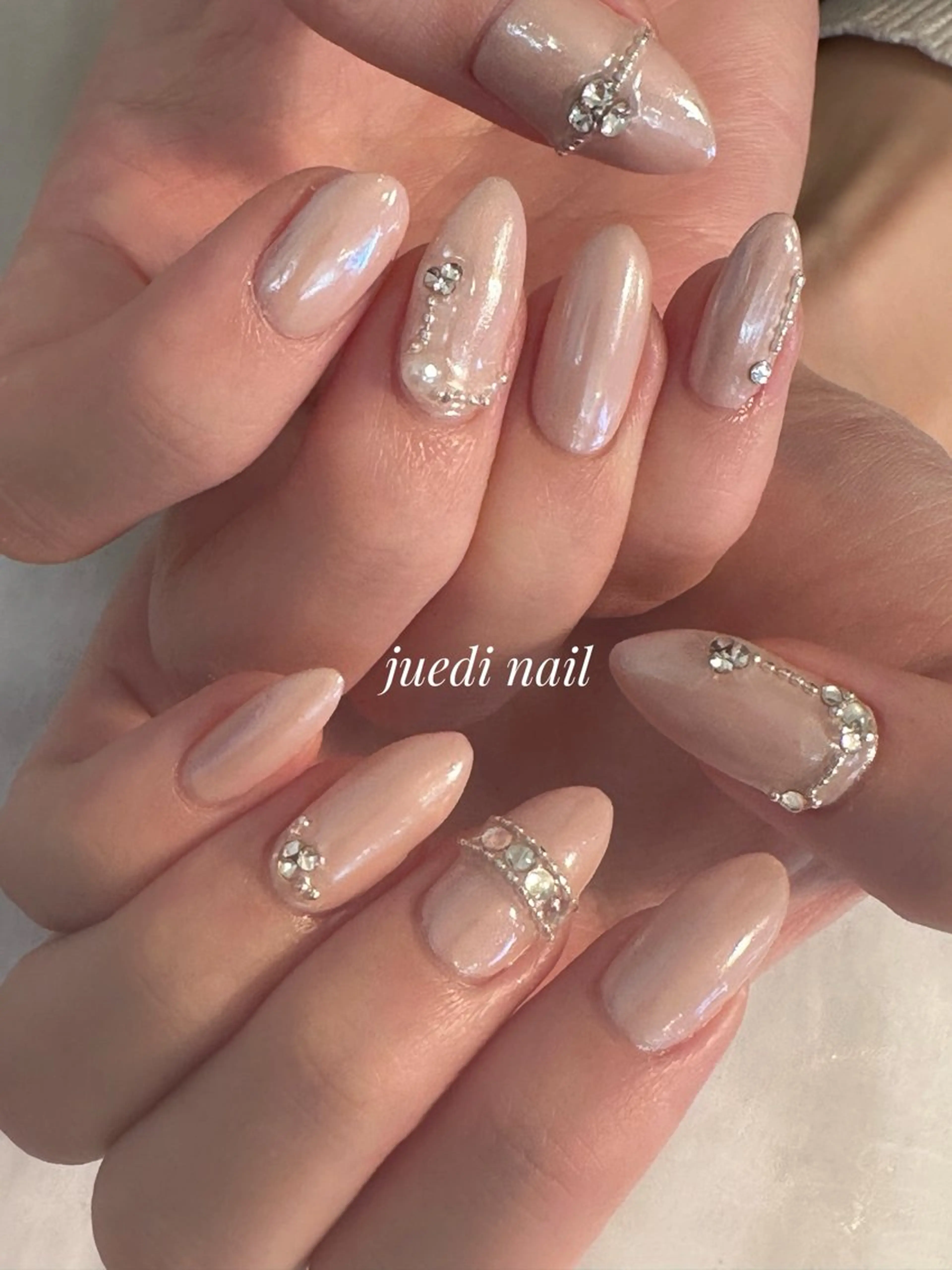 ネイル juedi nail(木曜日のネイル)所属・juedi nail 〜木曜日のネイル〜のネイルデザイン