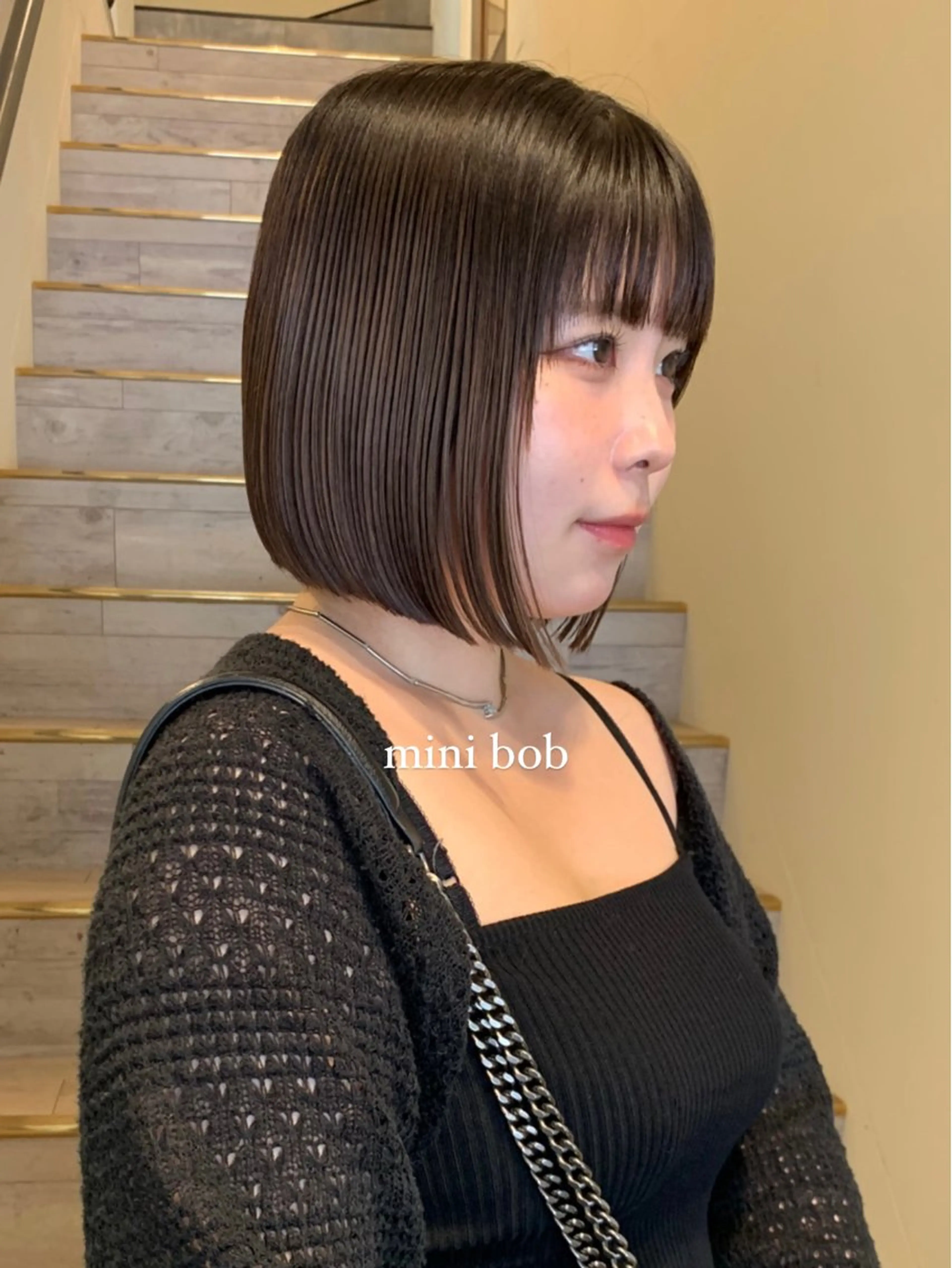 ミディアム カラー ボブ カット ヘアカラー トリートメント 落合希 Olivebeigeのヘアスタイル