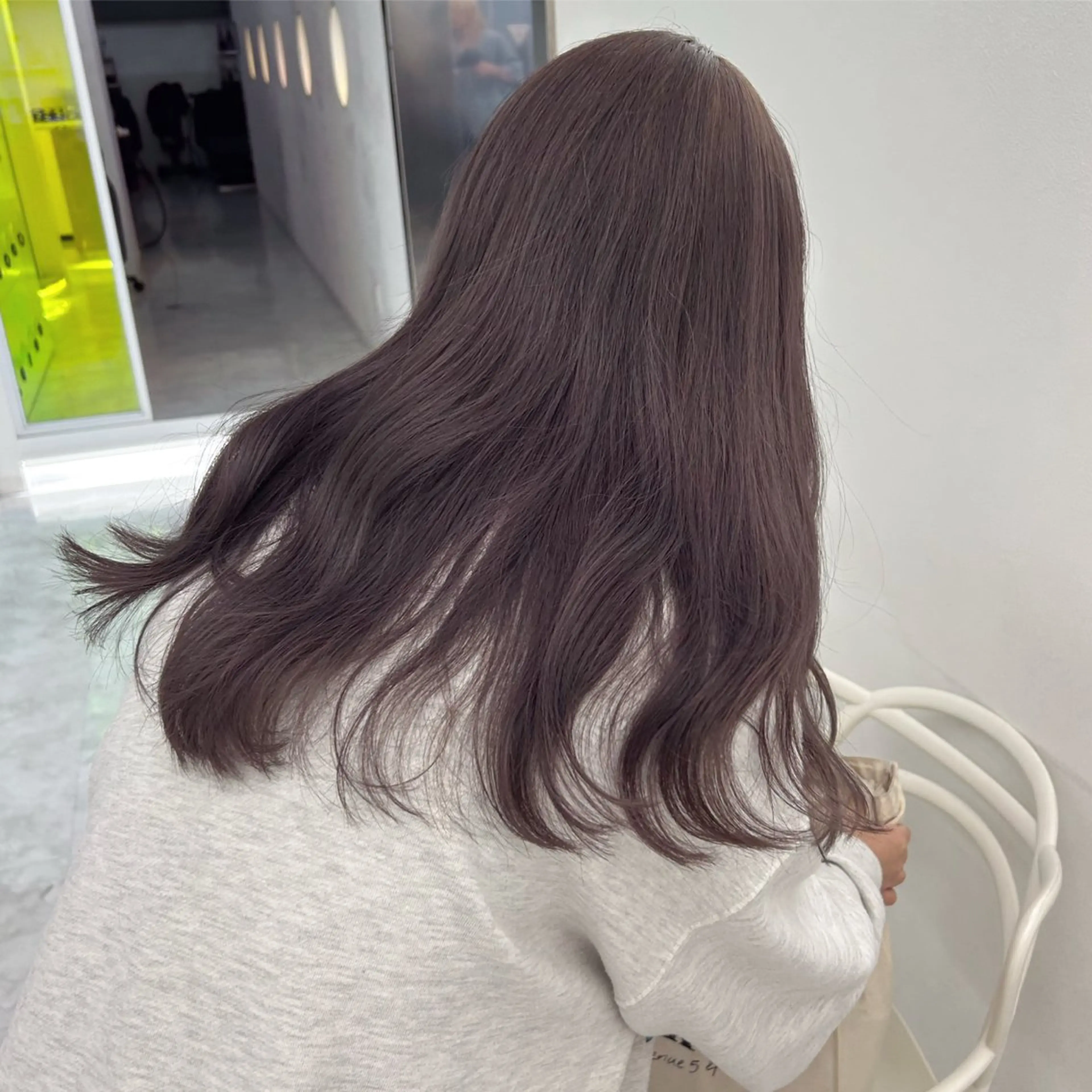 セミロング 淡色ラベンダー♡ ニーナ🎀🦙のヘアスタイル