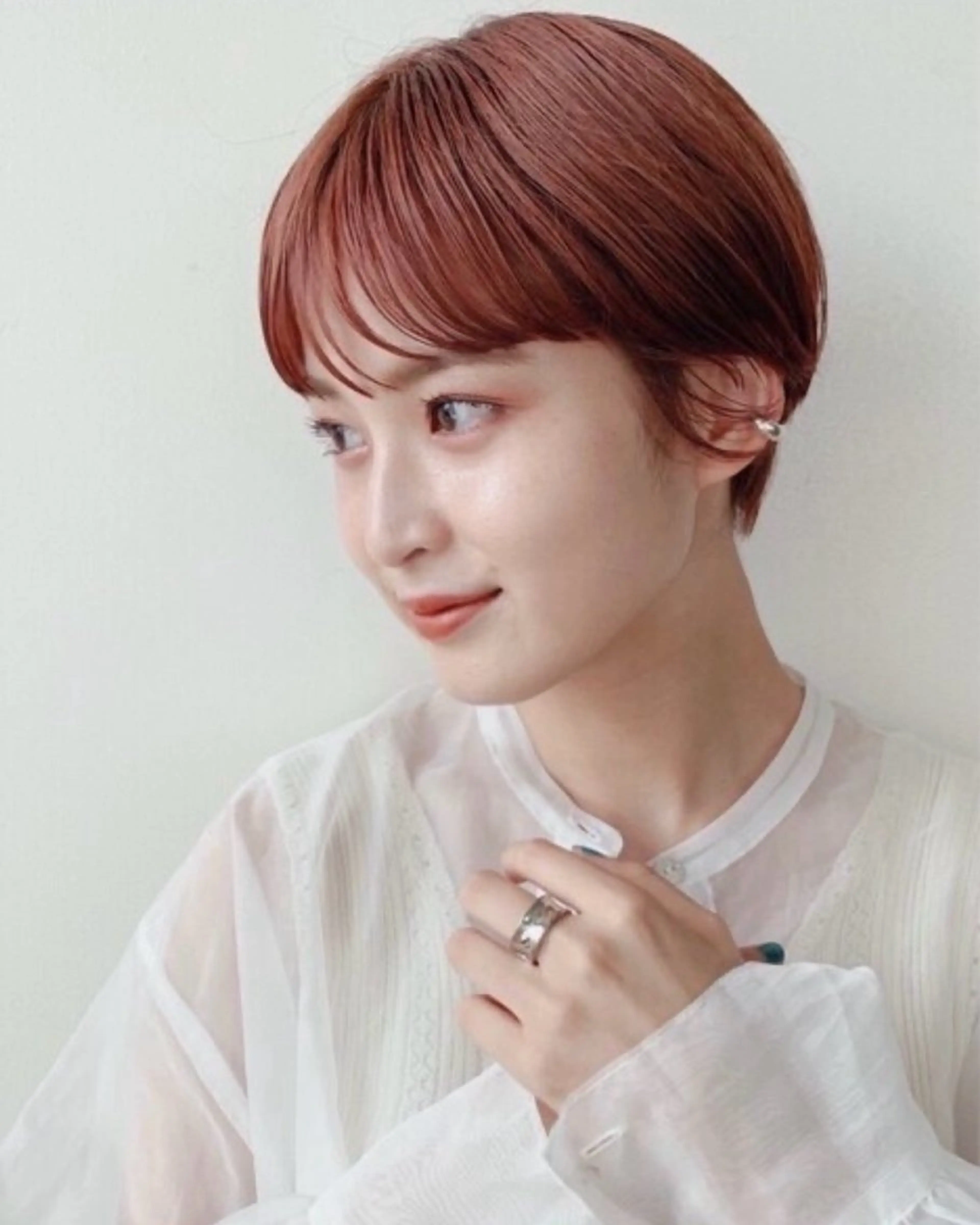 ショート 松尾海奈 /ショートカットのヘアスタイル