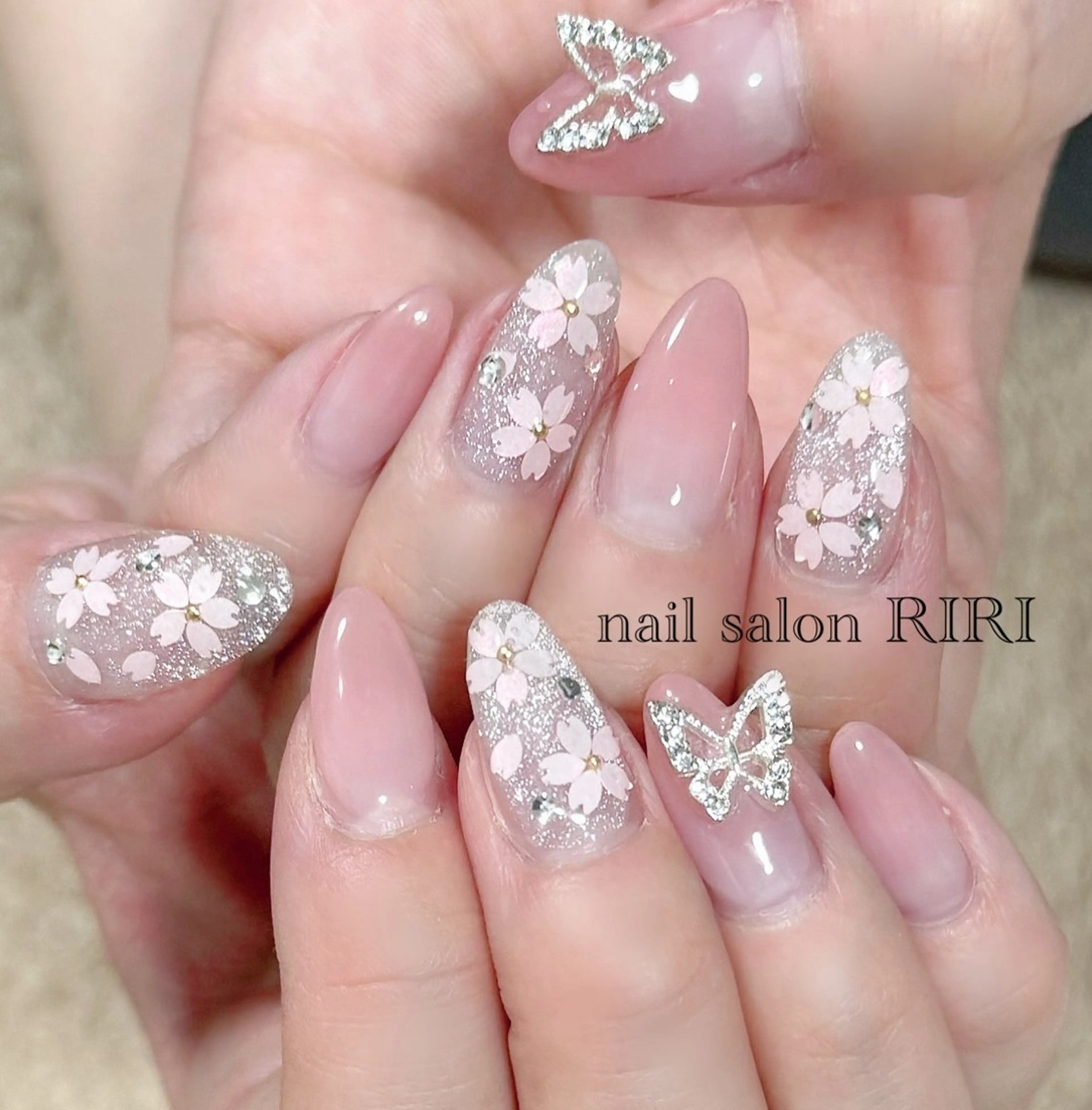 ネイル 桜ネイル 春ネイル private  nail  salon RIRI所属・RIRI リリのネイルデザイン