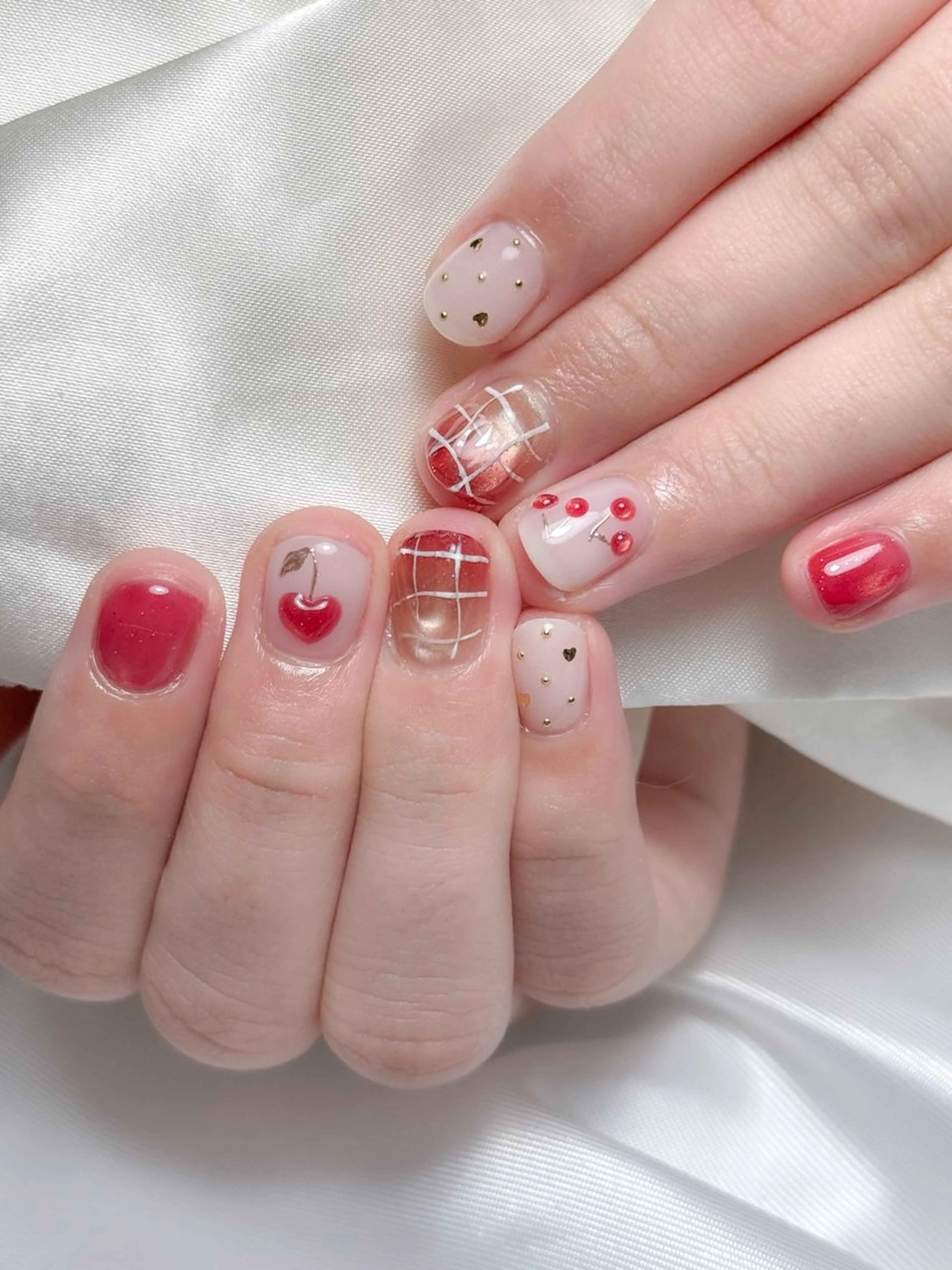 ネイル ハンドネイル miryeonail ミリョネイルのネイルデザイン