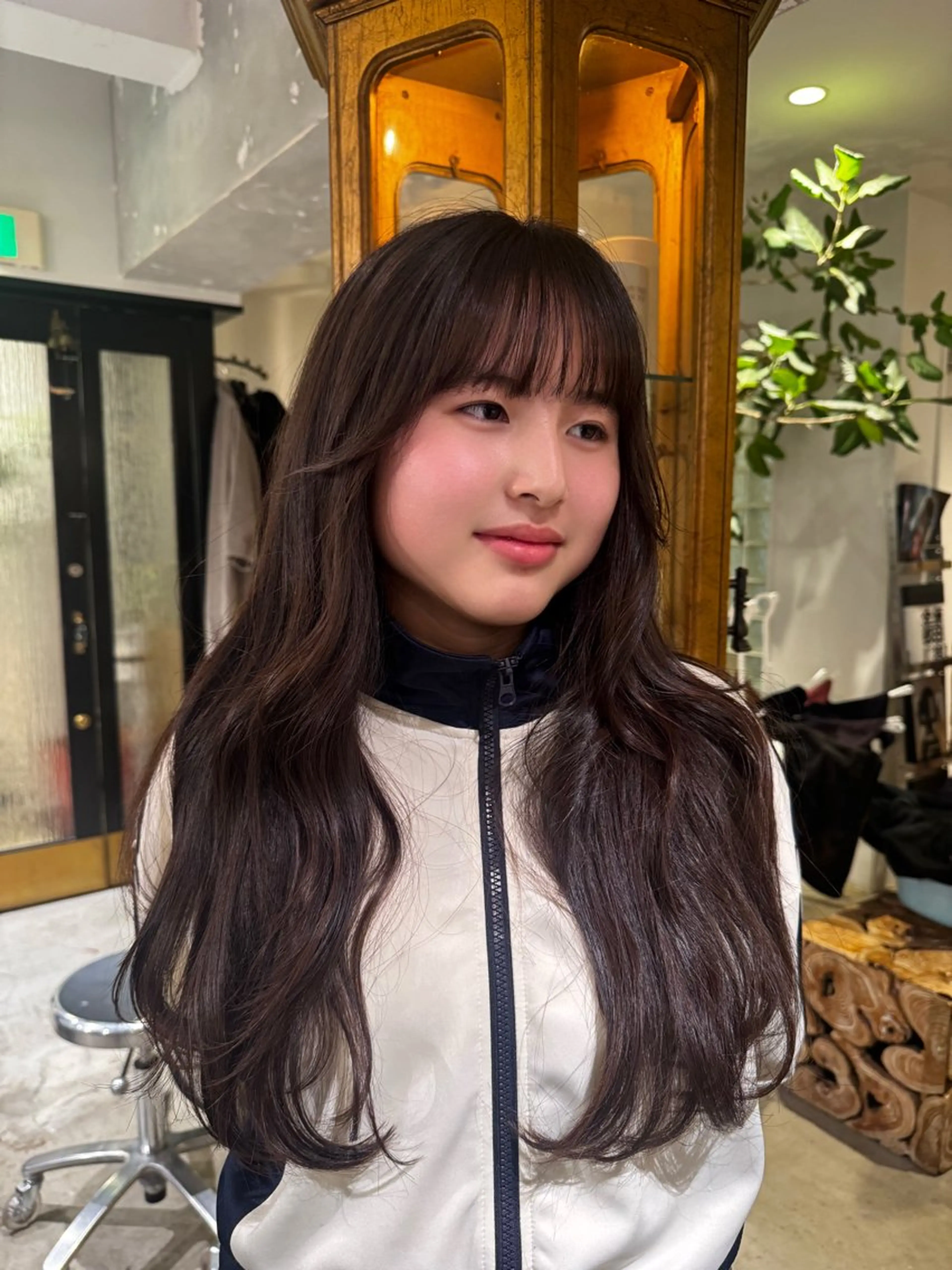 ロング 千田 珠子のヘアスタイル