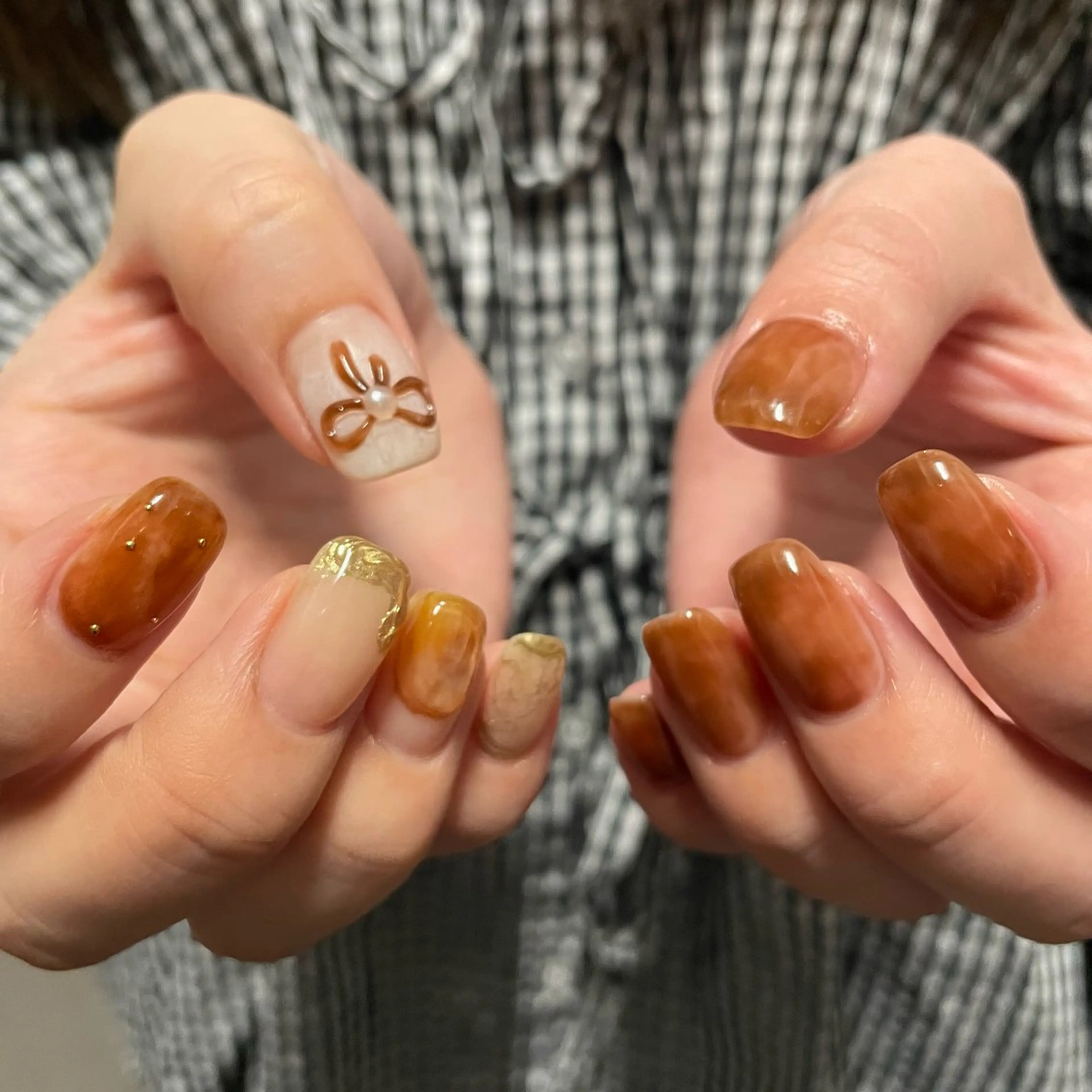 ネイル アートネイル ハンドネイル カメレオン京橋🌻 草葉由佳のネイルデザイン