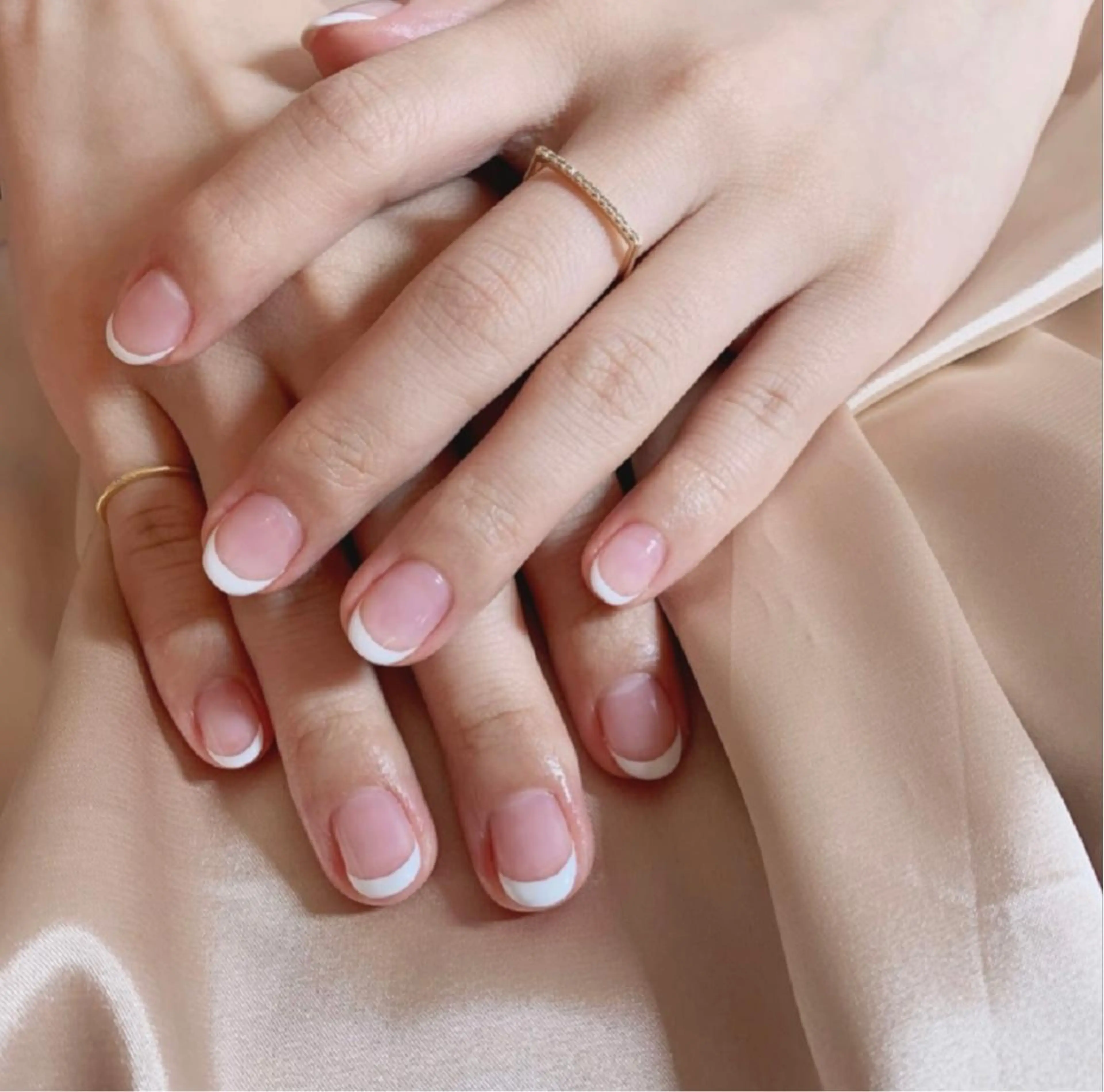 ネイル オーロラネイル フレンチネイル マグネットネイル ミラーネイル ワンカラーネイル LeaLea nails.のネイルデザイン