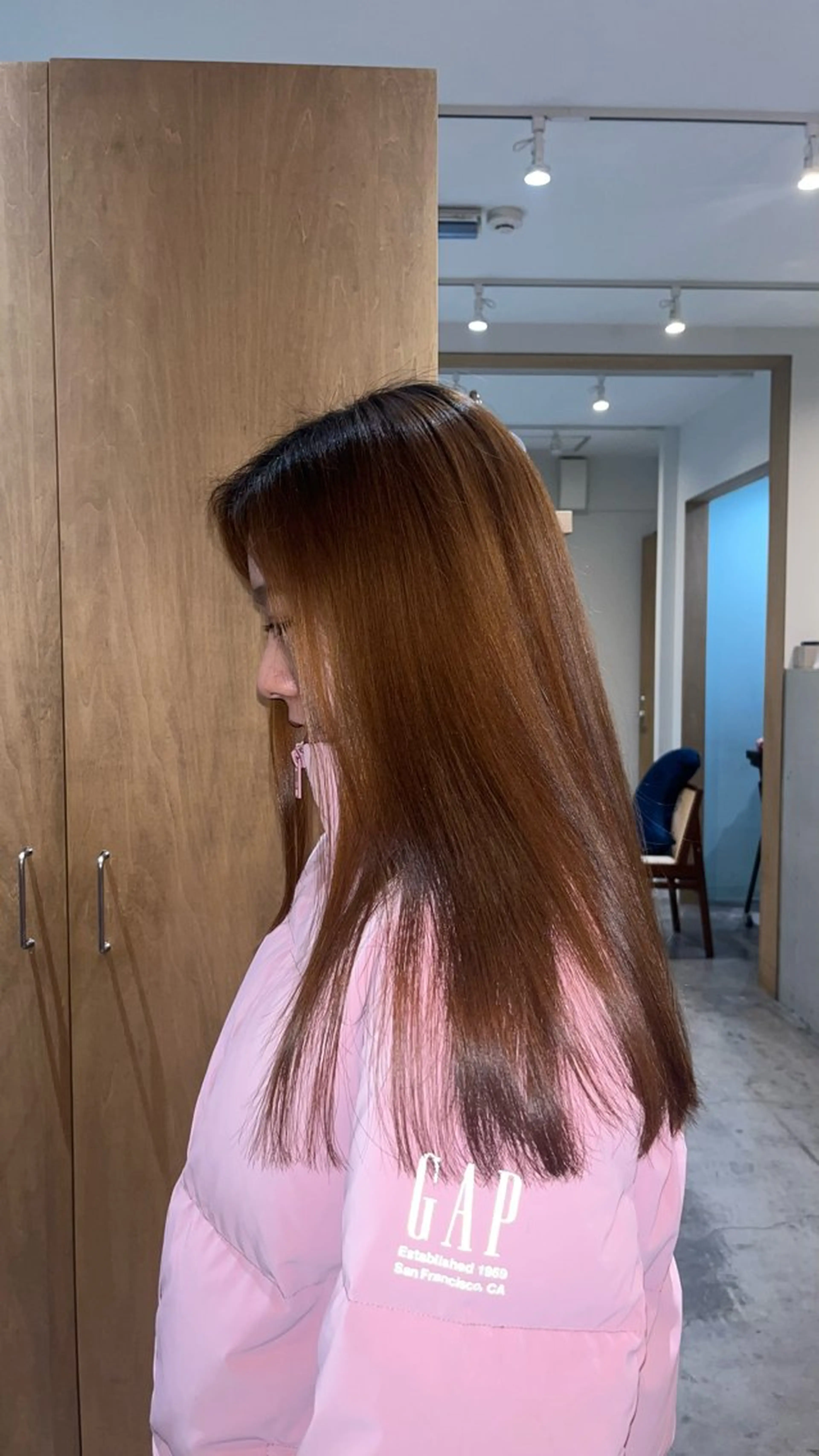 ロング カット ヘアカラー YUI／レイヤー カット/透明感カラーのヘアスタイル