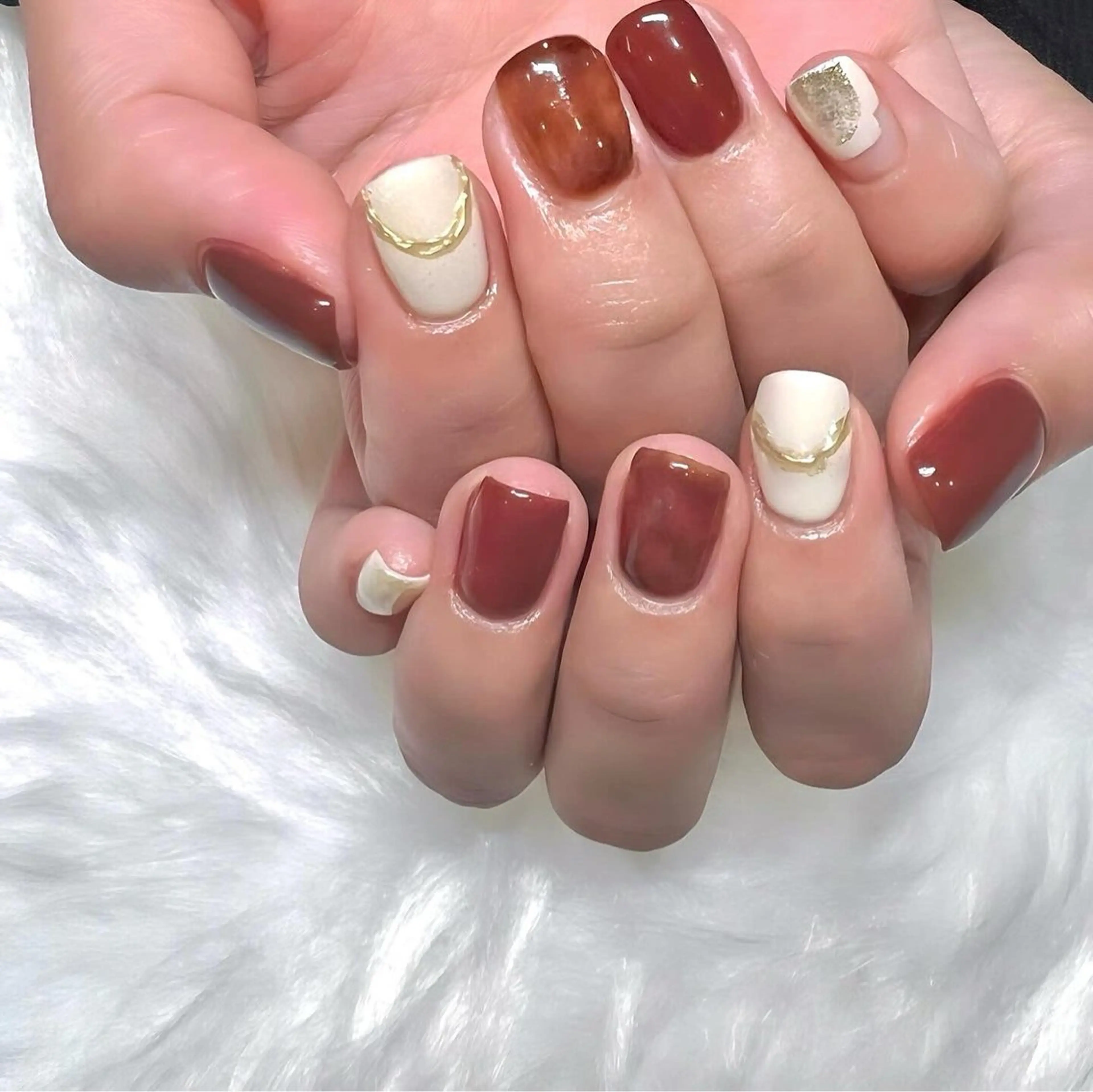 ネイル ミラーネイル ニュアンスネイル Kobayashi Komugiのネイルデザイン