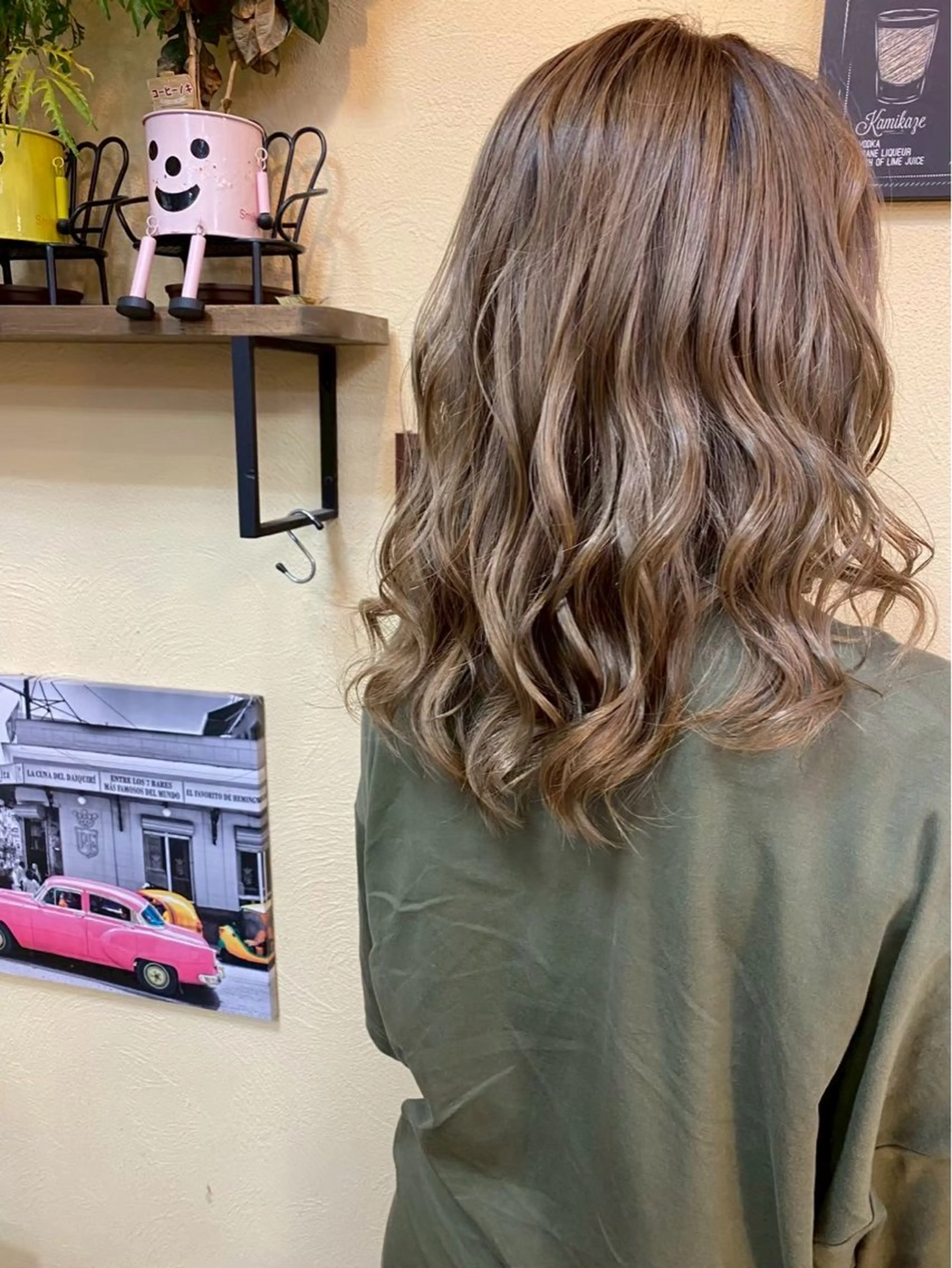 ミディアム カラー ANSA  hair 椥辻店所属・くにもと かいりのヘアスタイル