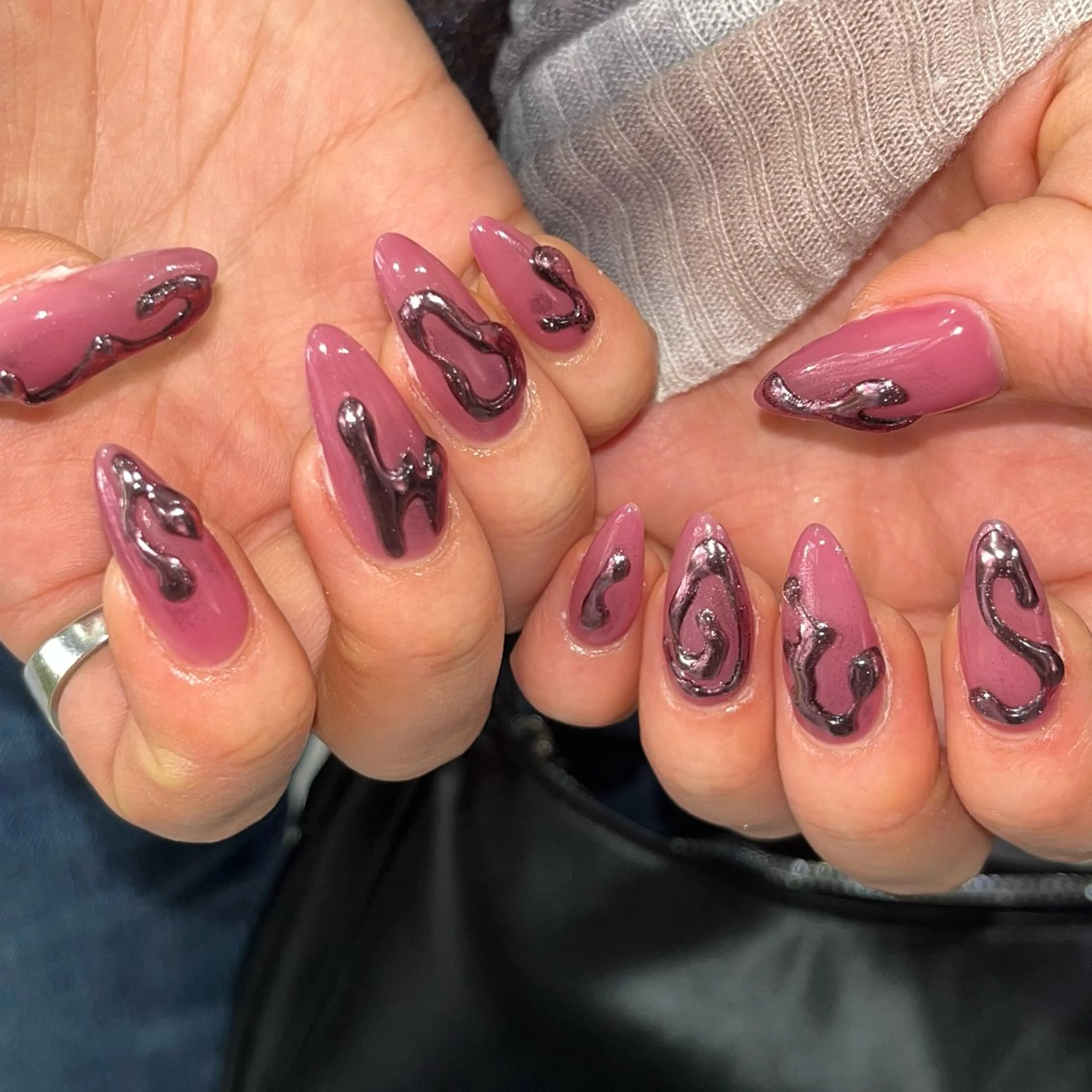 ネイル ハンドネイル 🪐富島彩夏 /海外nail🪐のネイルデザイン