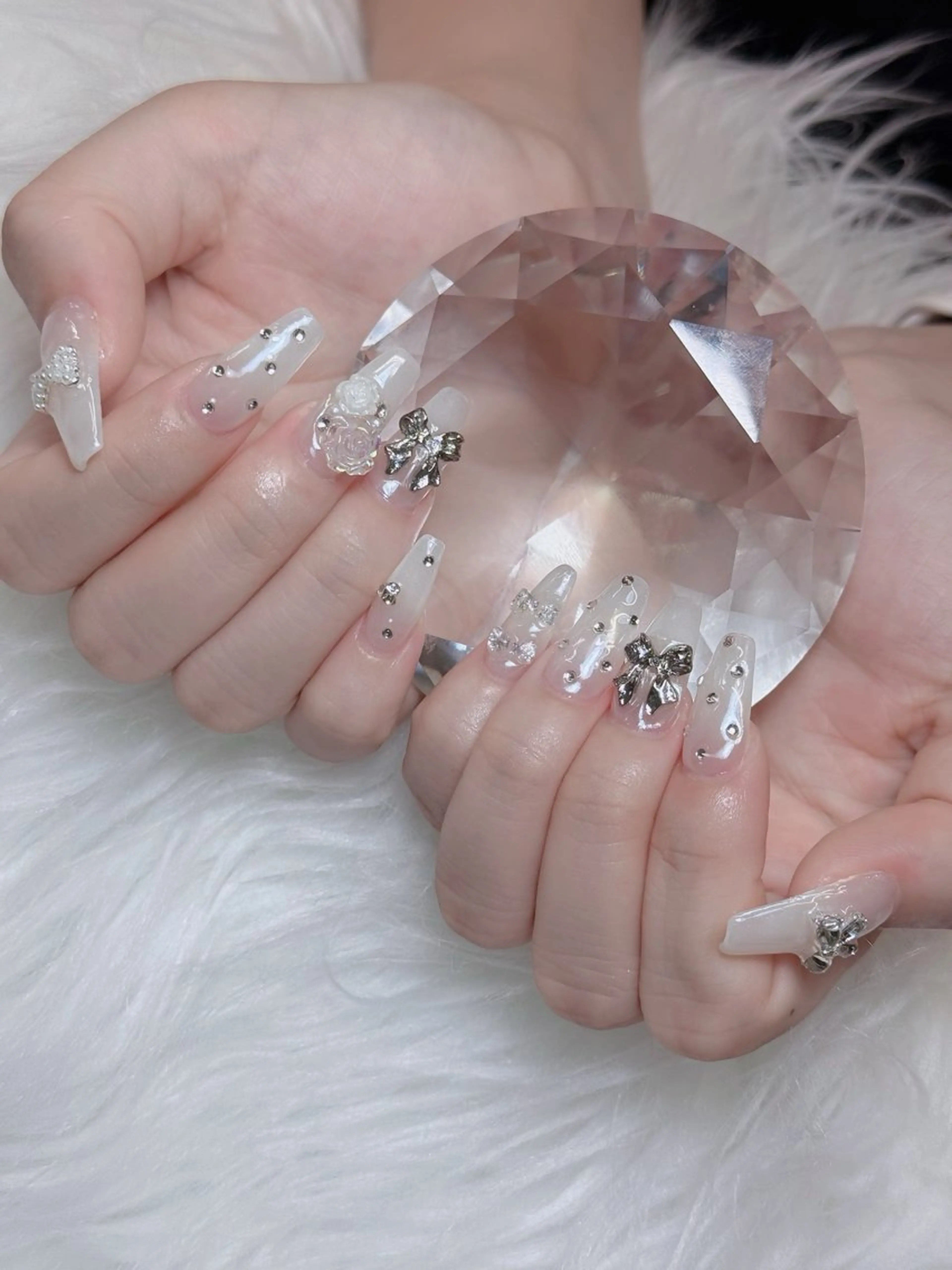 ネイル オーロラネイル チークネイル フットネイル フレンチネイル 韓国ネイル ハンドネイル Lumi Nailのネイルデザイン