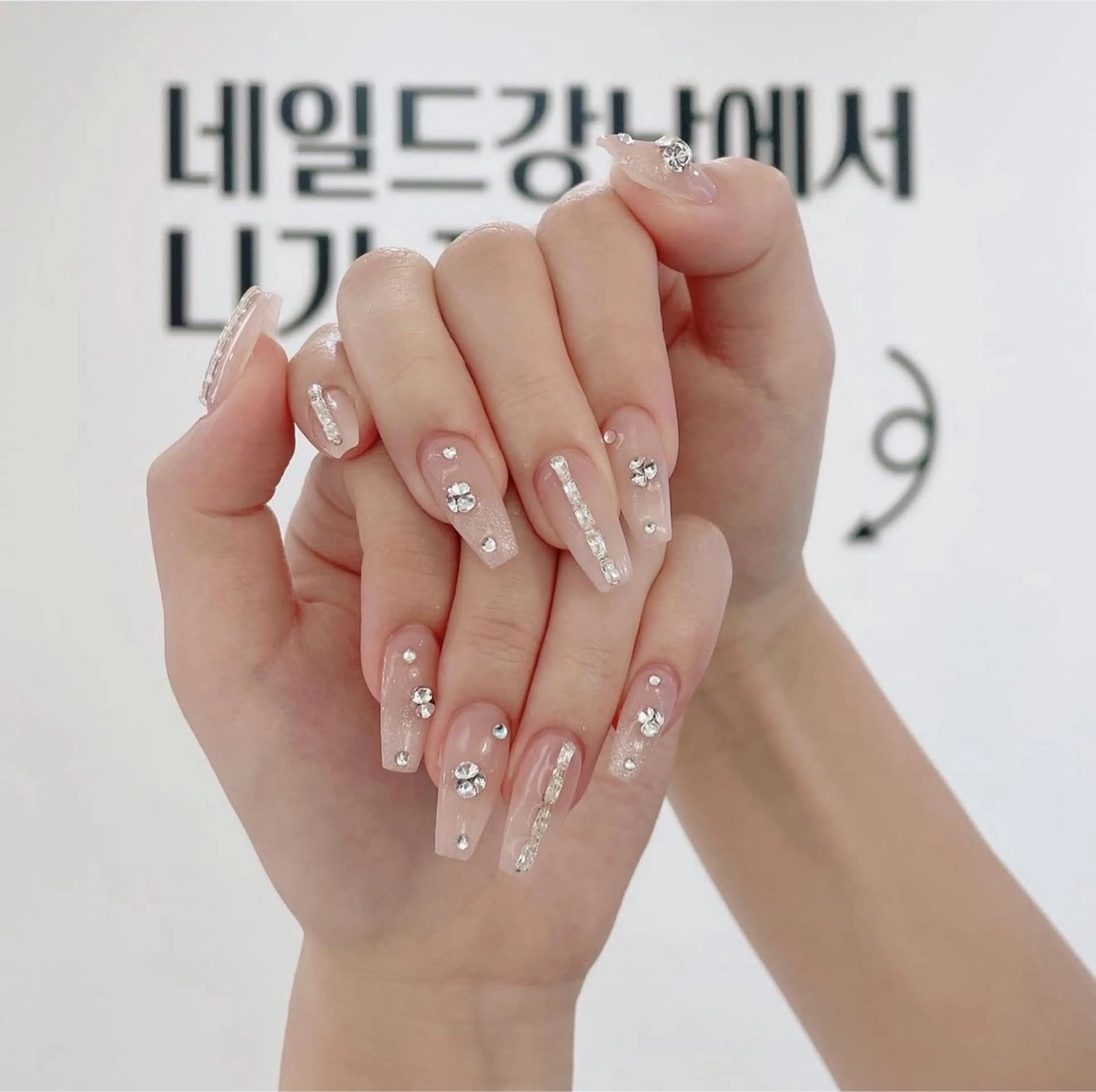 ネイル フレンチネイル キラキラネイル マグネットネイル ミラーネイル ニュアンスネイル ハンドネイル rina nailのネイルデザイン