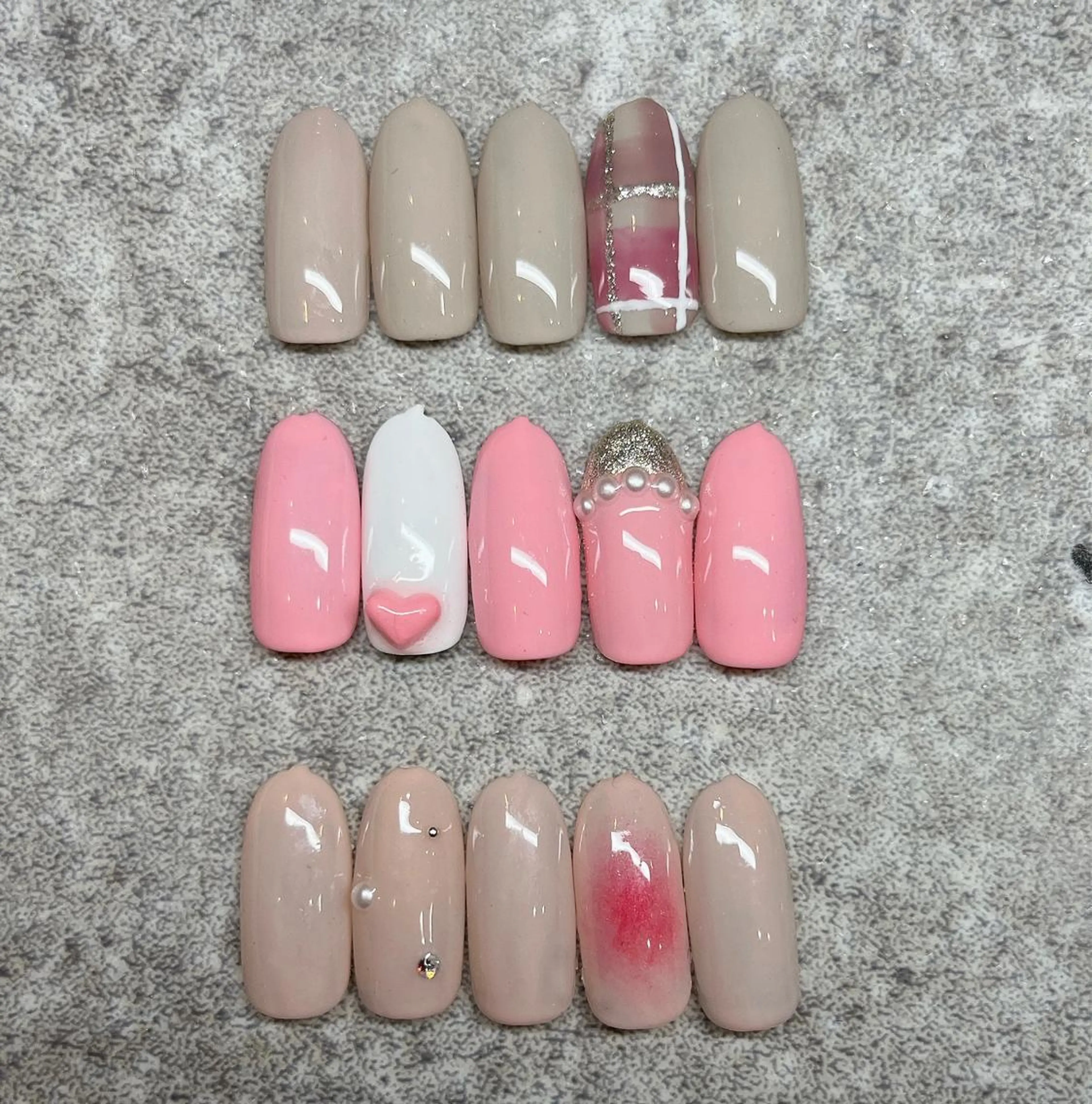 ネイル アマンビューティーリゾート所属・竹内 日菜のマツエク・マツパデザイン