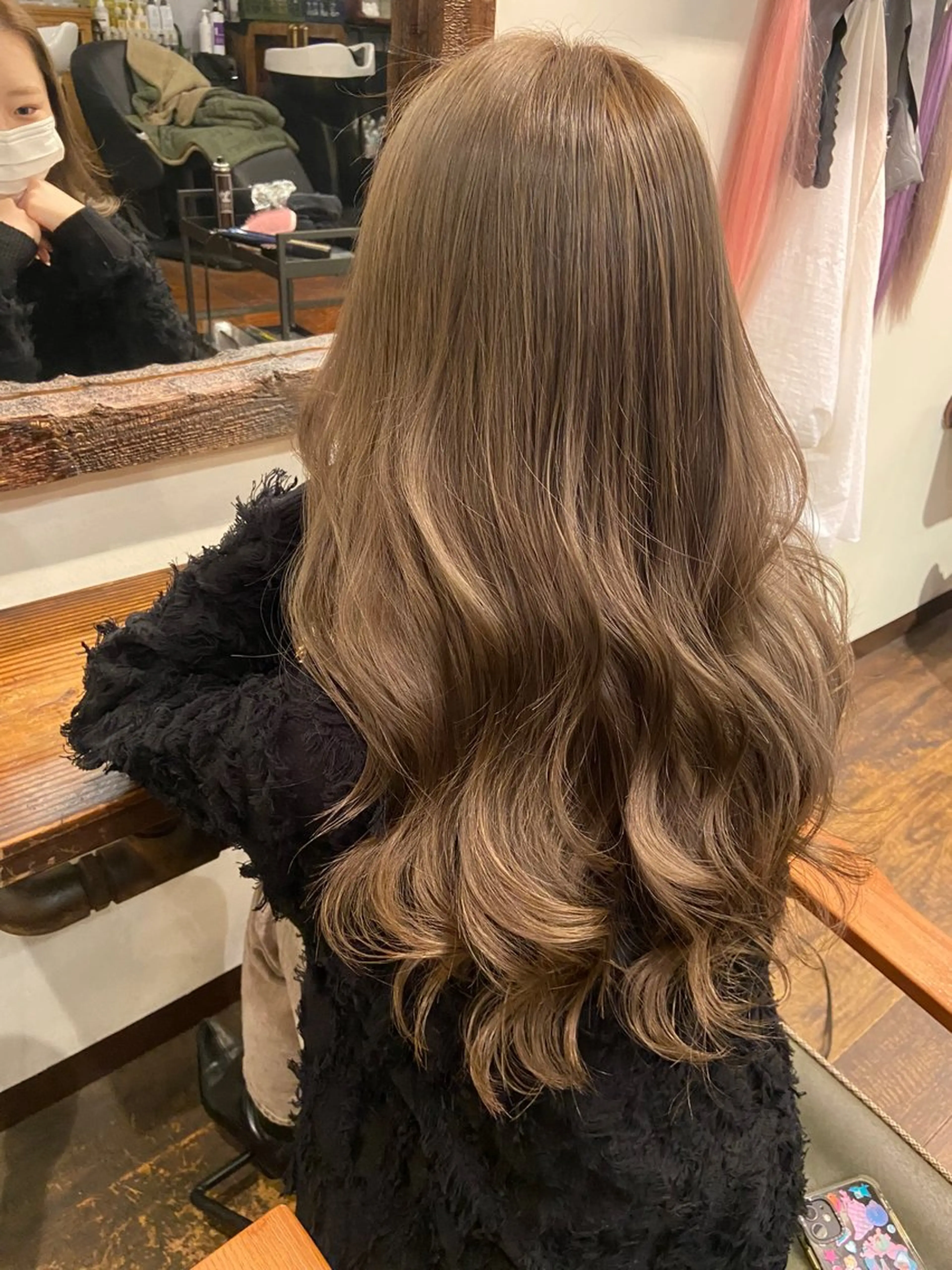 ロング カラー CIERA所属・トウジョウ アリサのヘアスタイル