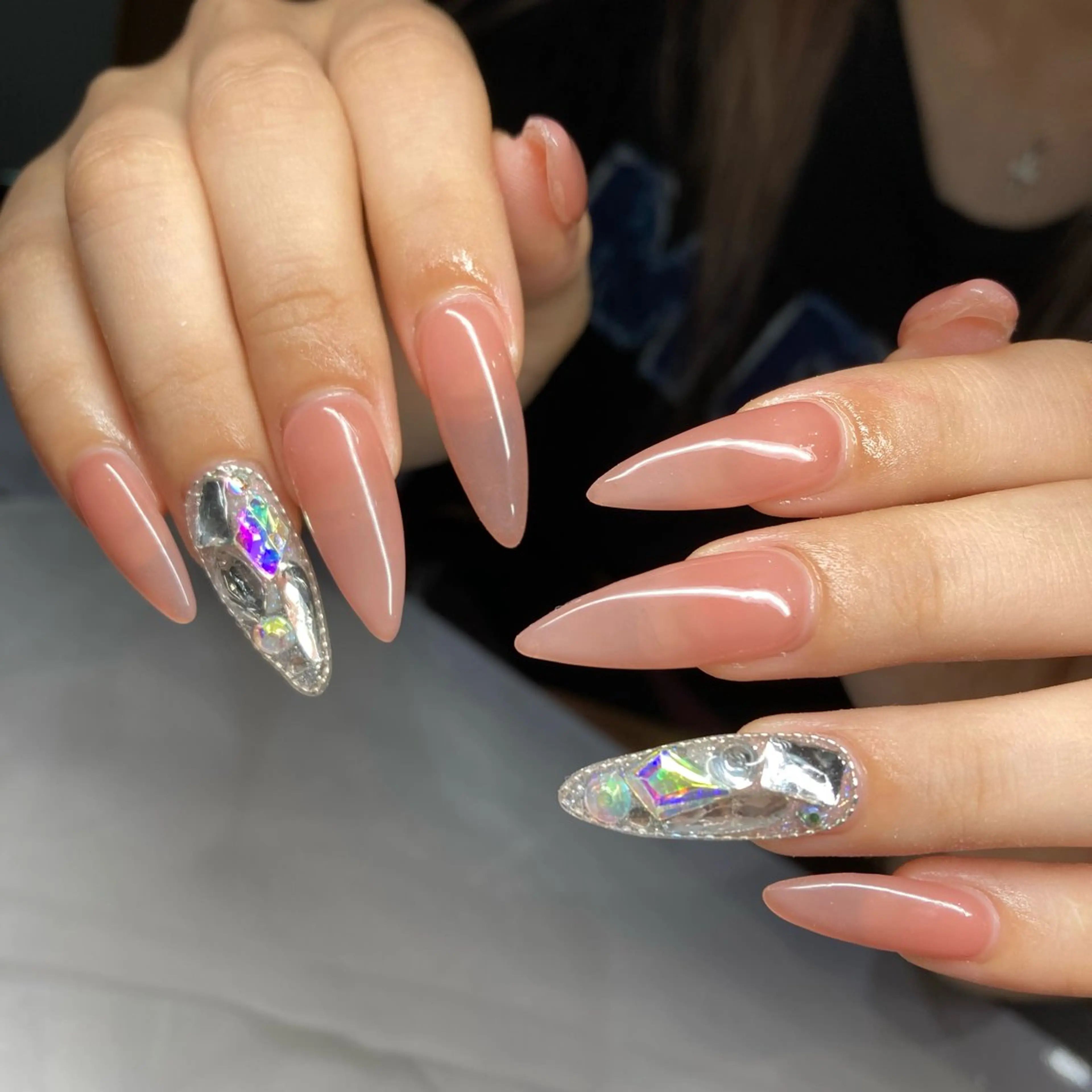 ネイル 長さ出し ニュアンスネイル ワンカラーネイル ハンドネイル Gracias. rieのネイルデザイン