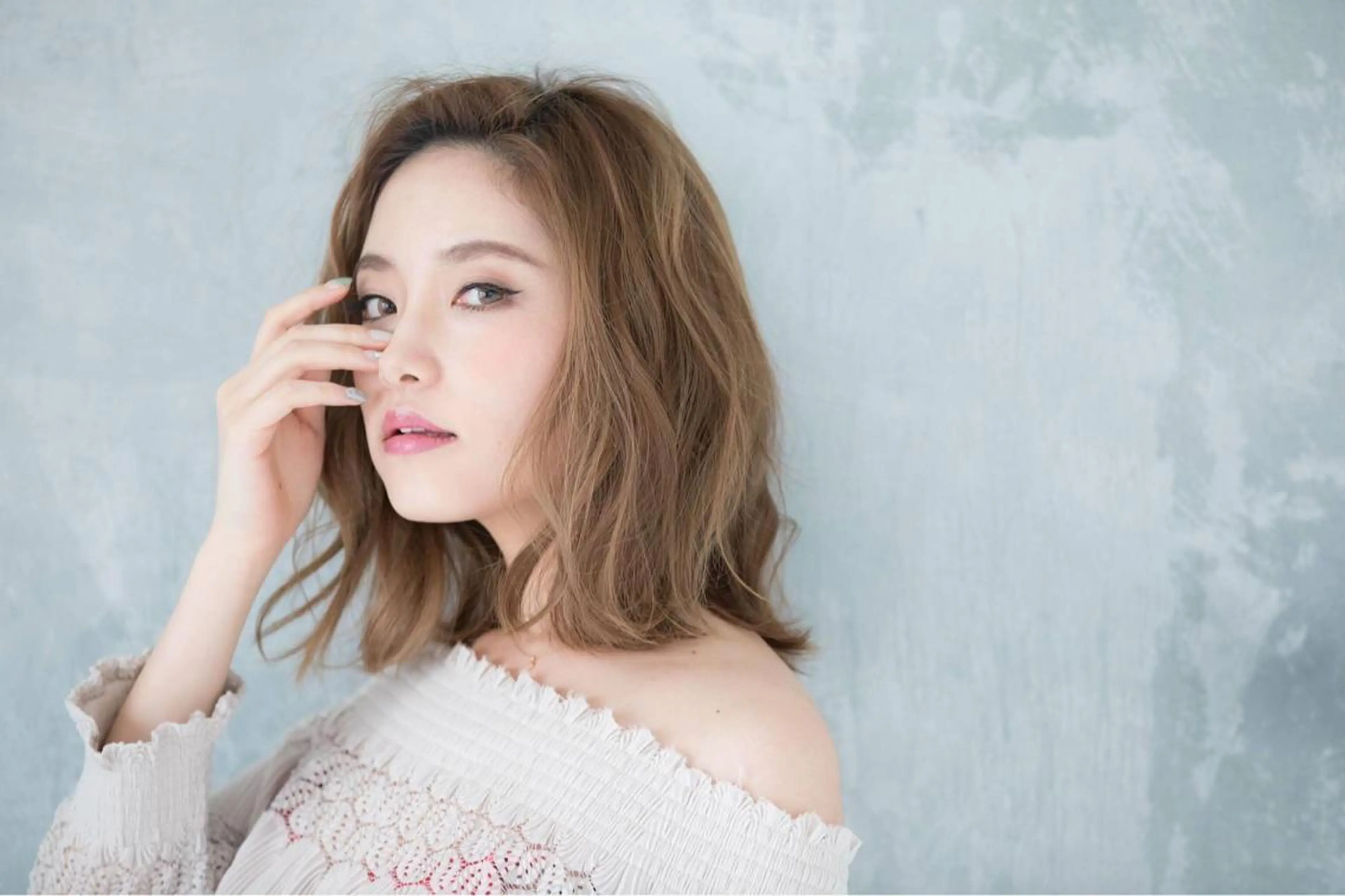 ミディアム 🦋ミルクティーベー ジュ🦋mayukiのヘアスタイル