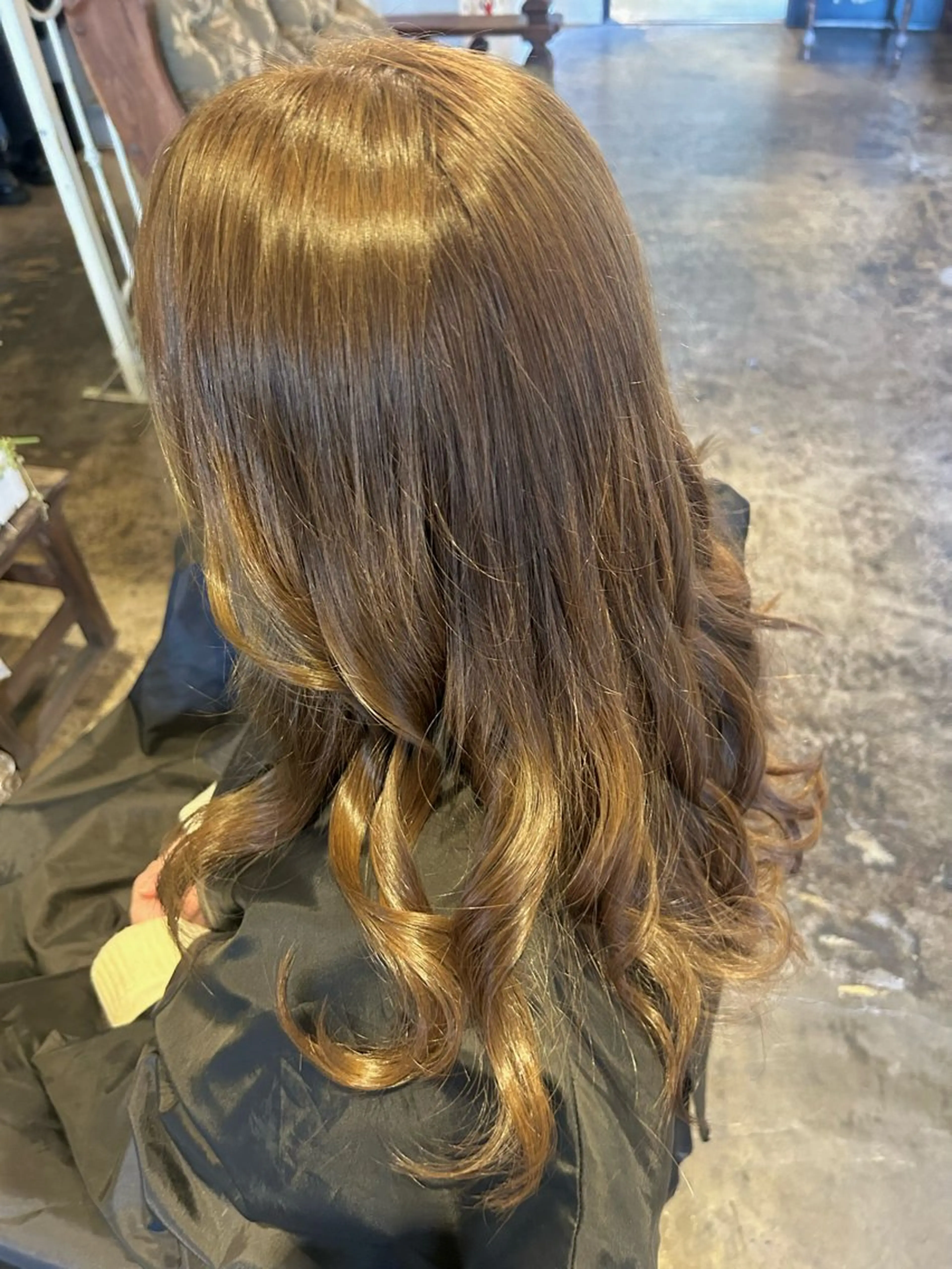 ロング カラー ベージュカラー ブリーチ ハイトーンカラー ブリーチなしカラー beat立川店所属・Julia🖤 🌬️🩵のヘアスタイル