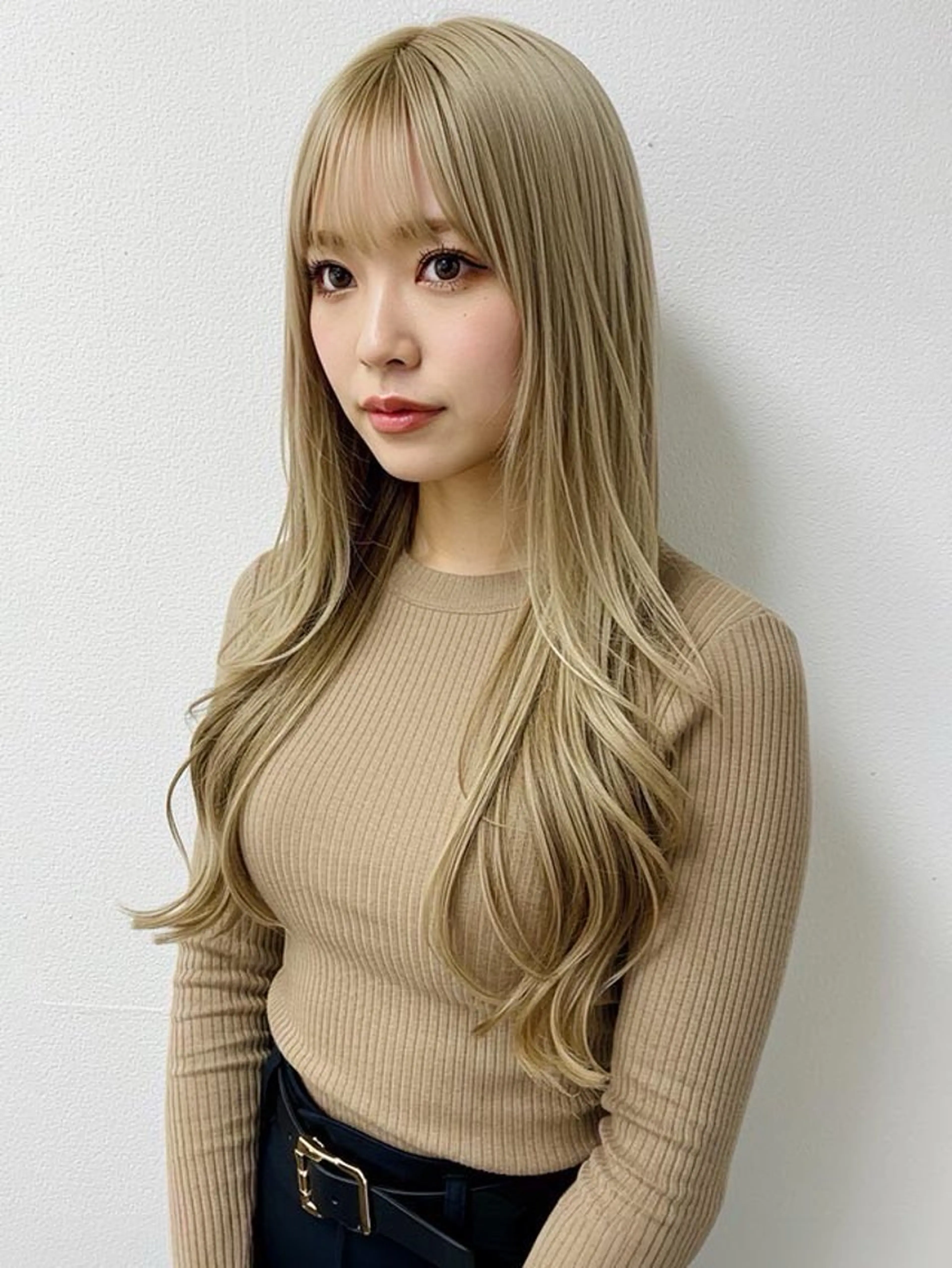 ロング カラー ✨ブリーチなしwカラ ー✨豊田拓真のヘアスタイル