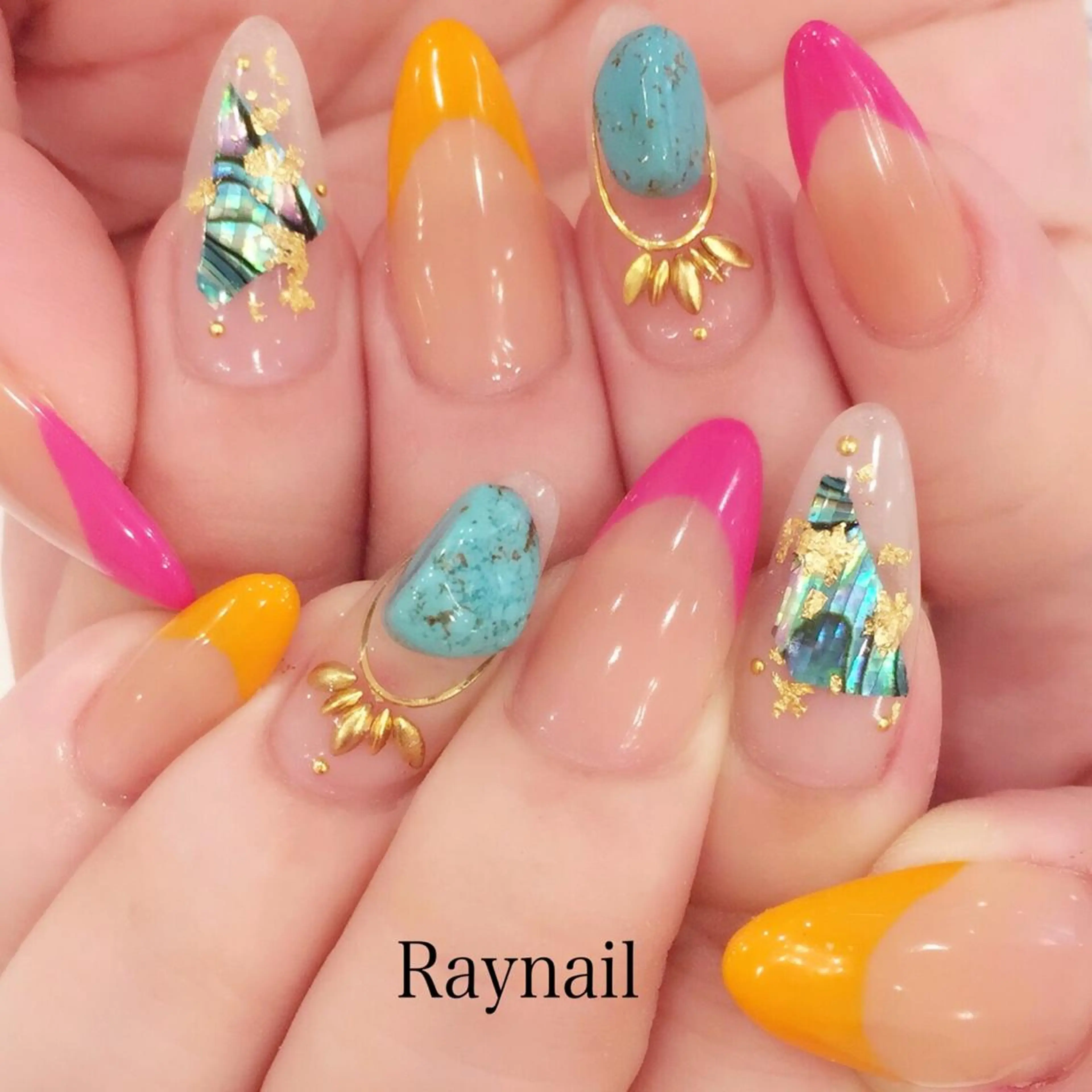 ネイル nailstudio ′ecole所属・nailstudio ′ecoleのネイルデザイン