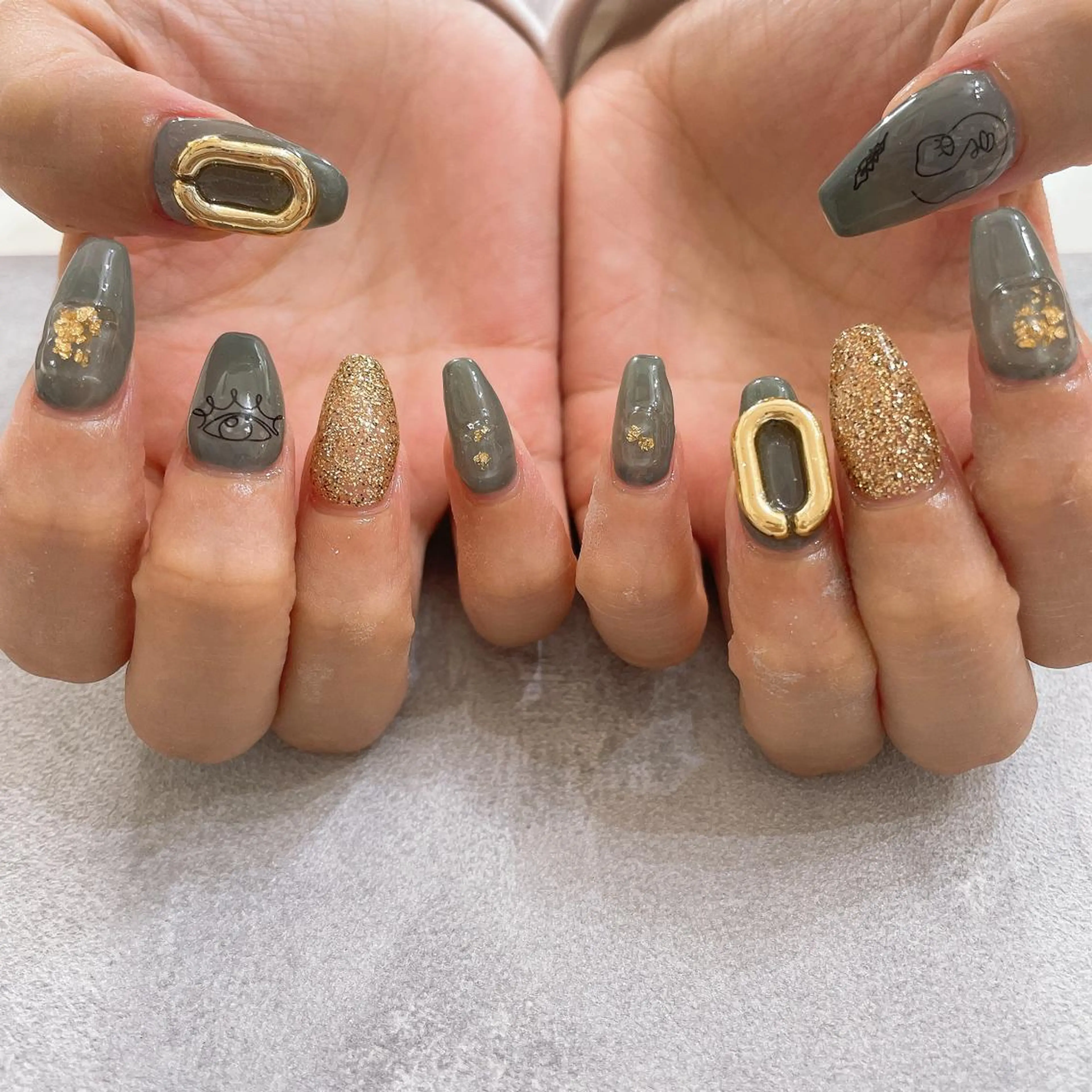 ネイル ニュアンス🌿‬ Aivy./アイビーのネイルデザイン