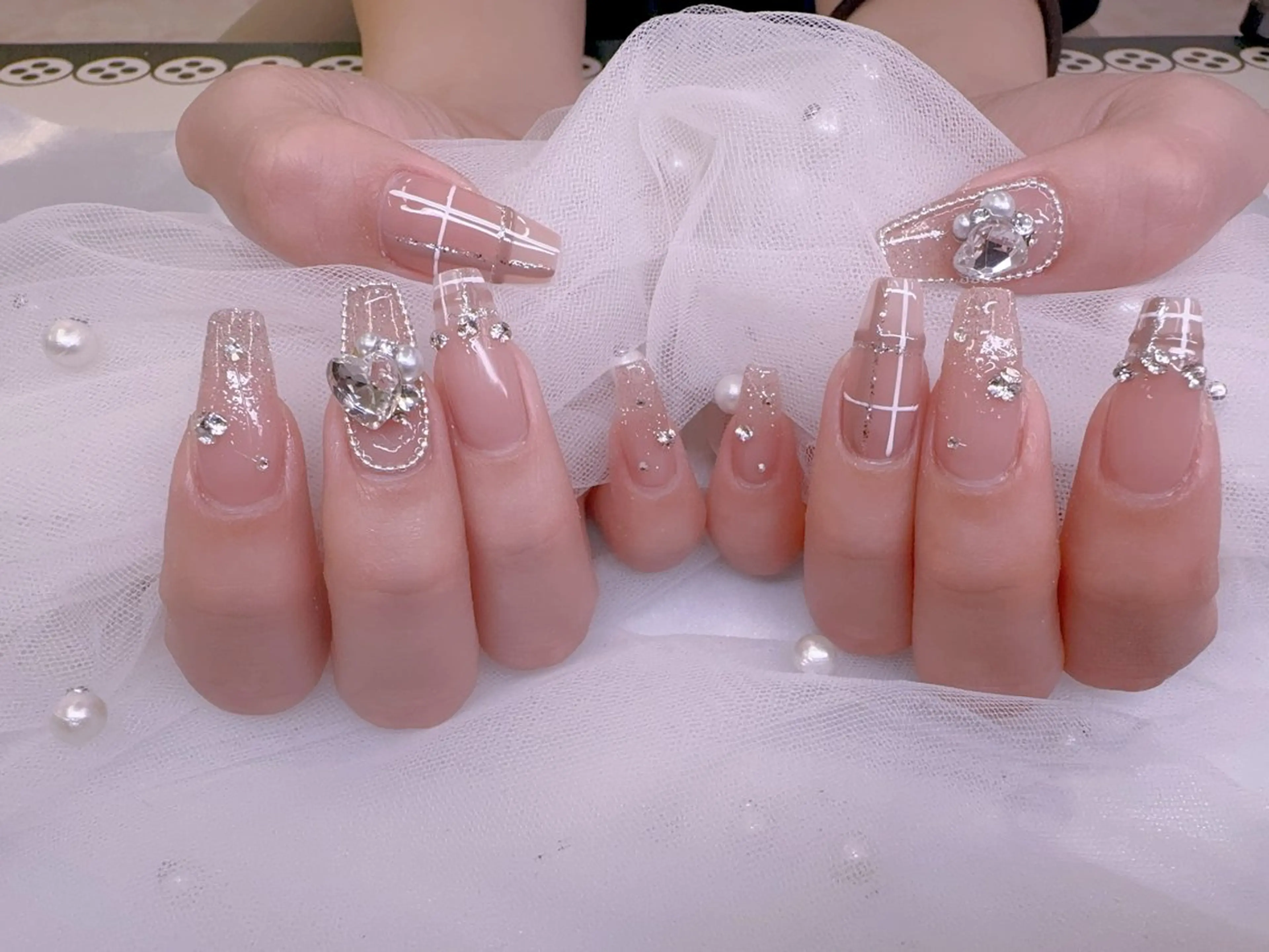 ネイル UMI ネイルサロン新宿🎀のネイルデザイン