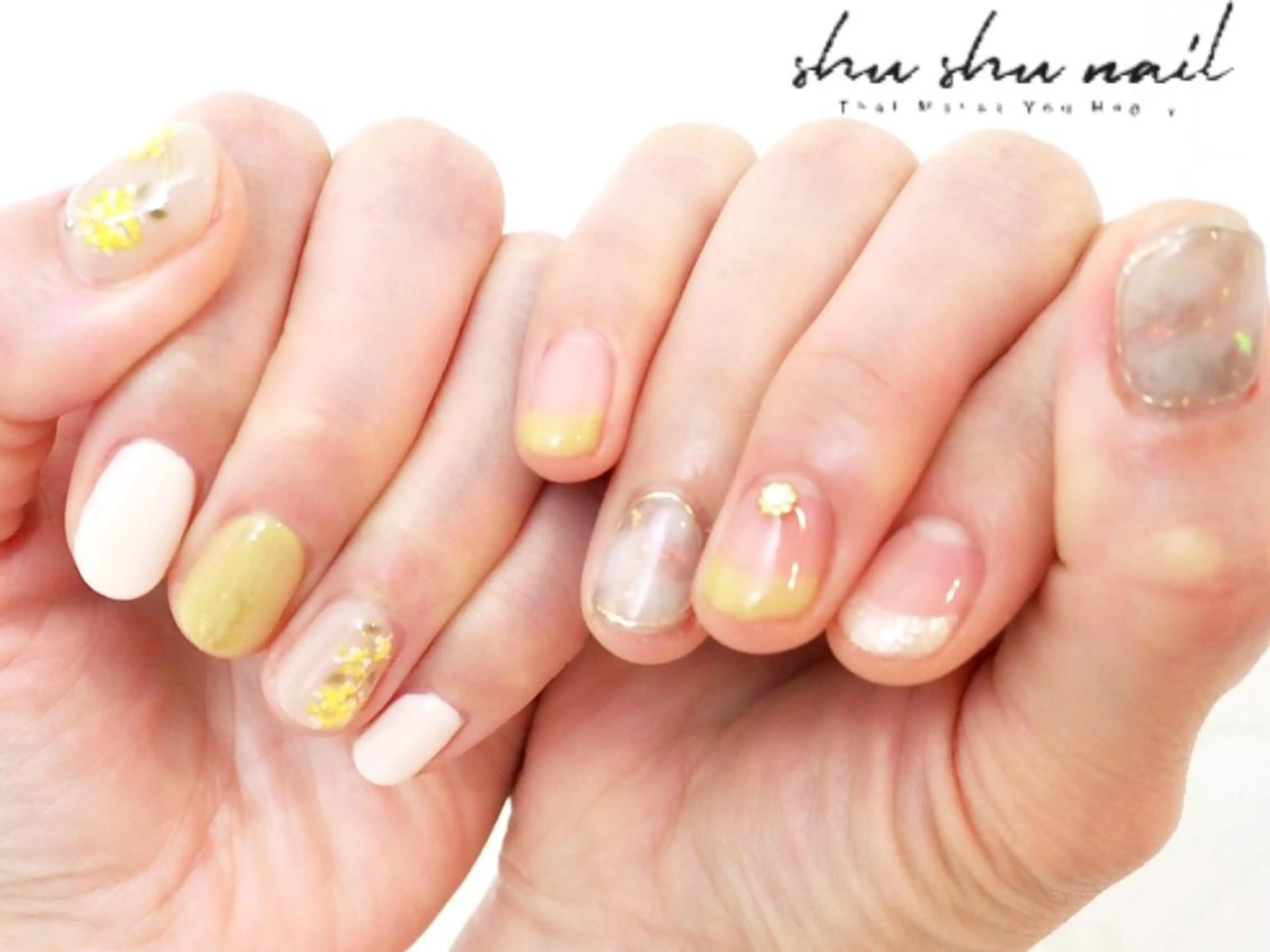 ネイル 大理石ネイル(マーブル) 黄色 shushunail所属・和田 周子のネイルデザイン