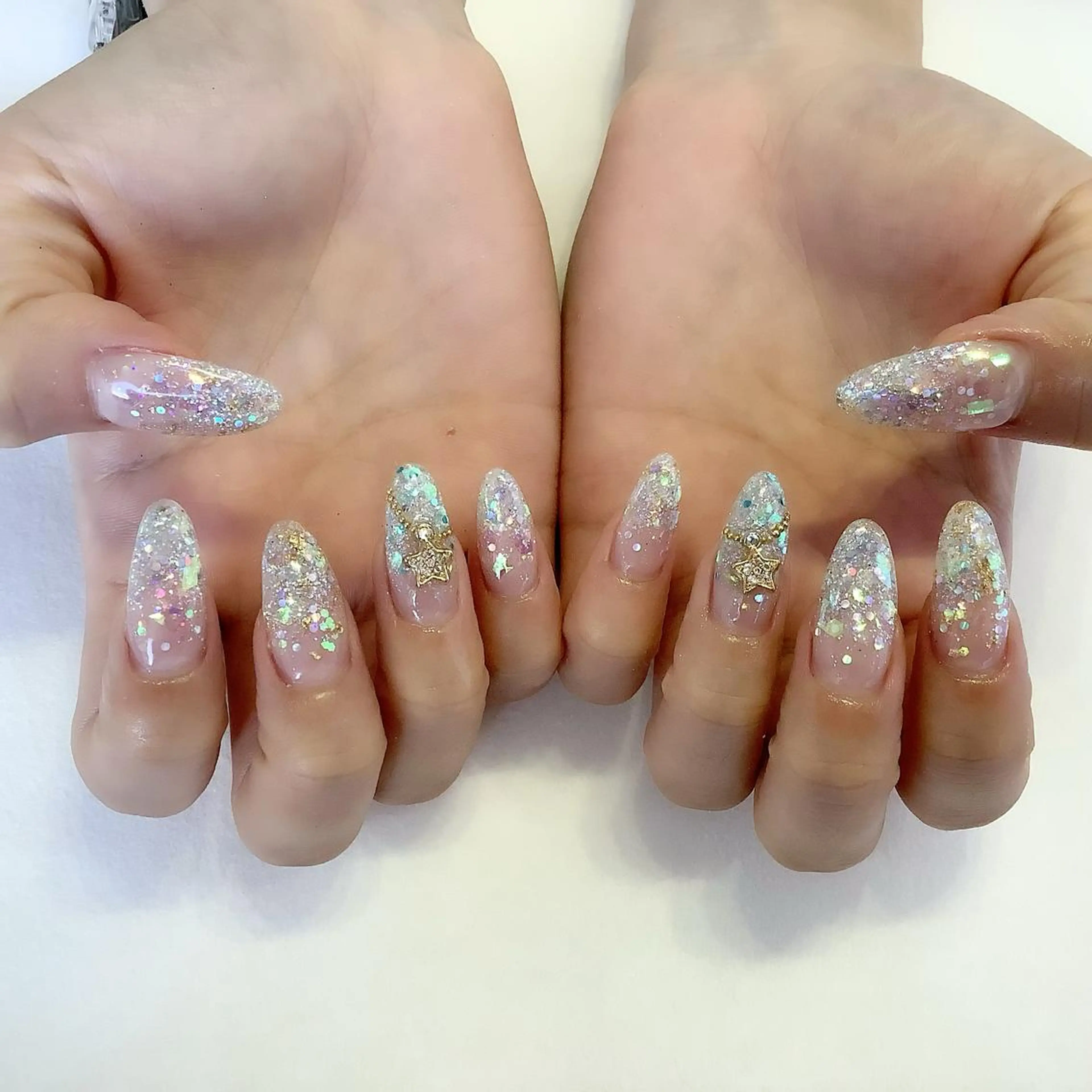 ネイル ハンドネイル 💎🐰 saki. m 🐰💎のネイルデザイン