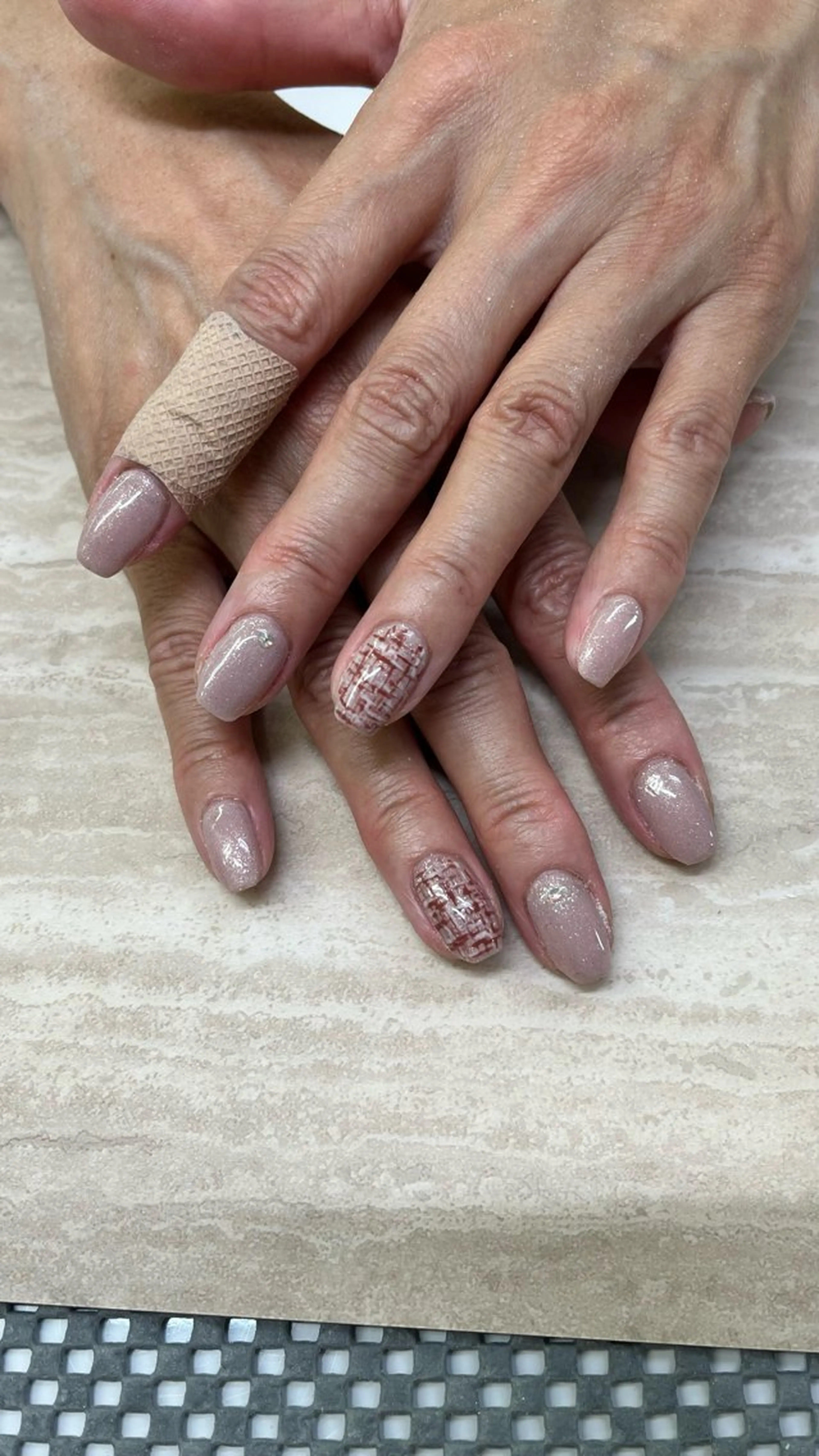 ネイル ネイルサロンアジアン池袋店所属・林 夏萌のネイルデザイン