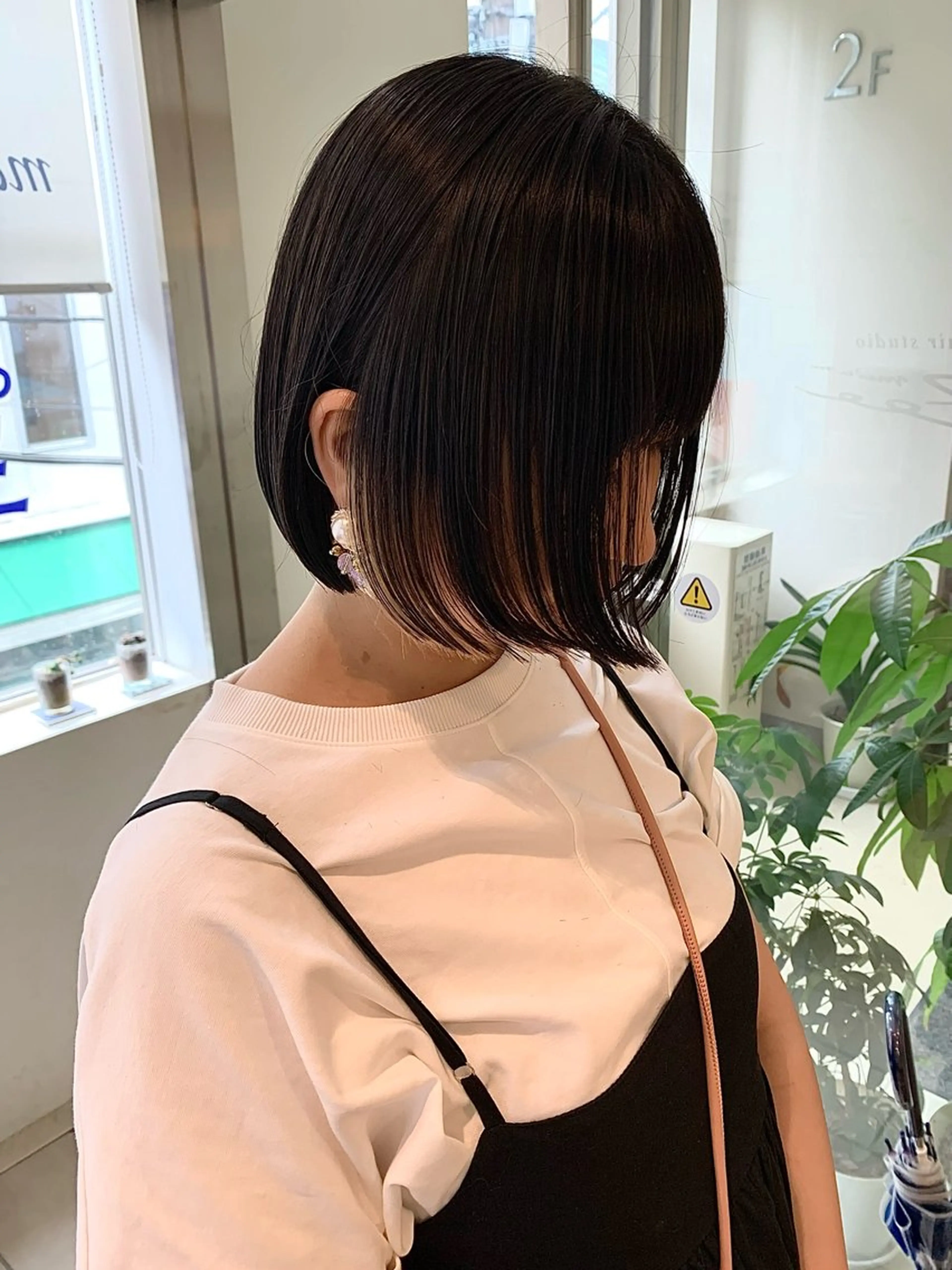 ショート ボブ ショートヘア ma'am Zee所属・石川 葵のヘアスタイル