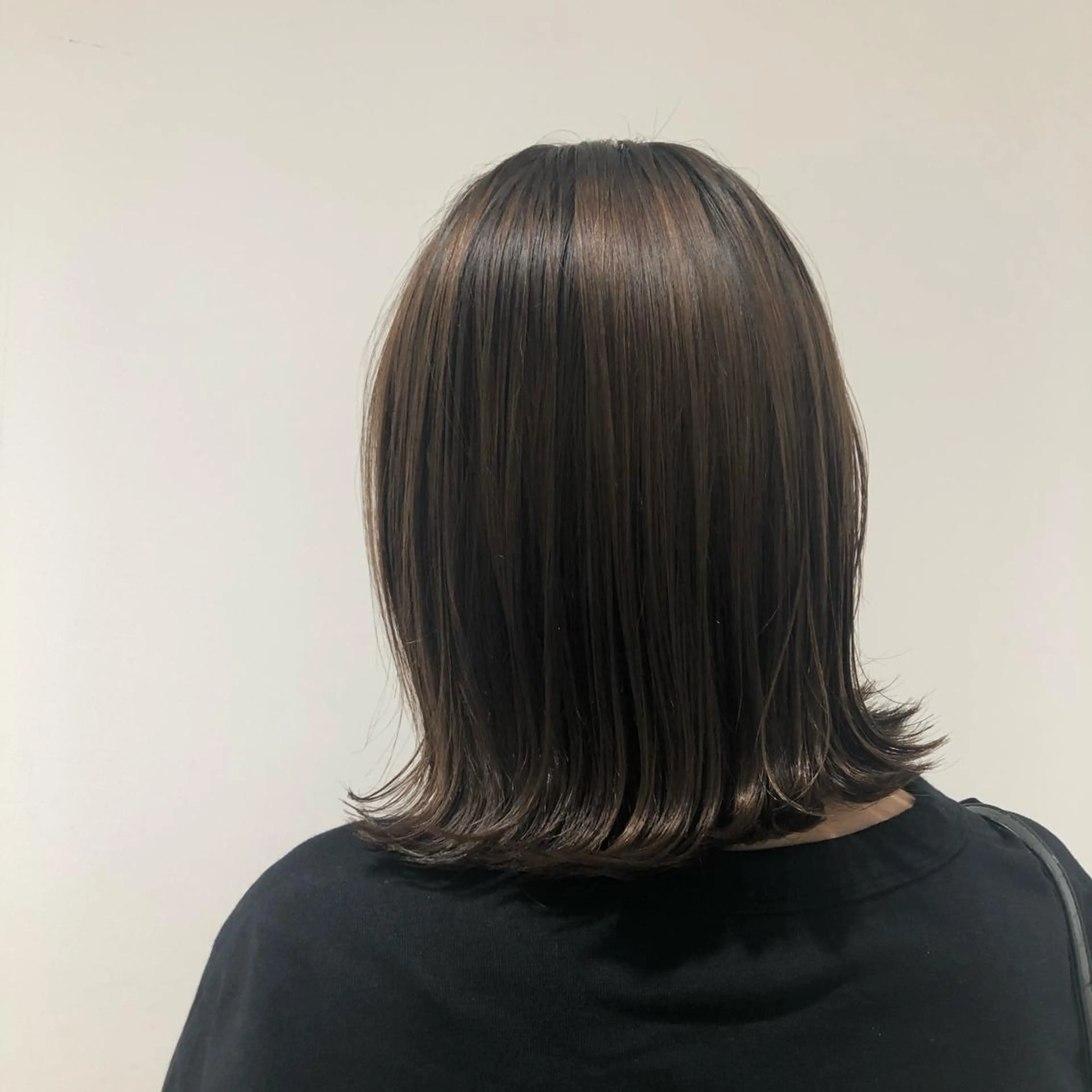 ミディアム i.+sapporo所属・🩶韓国ヘア🩶 くびれ❤︎顔まわりのヘアスタイル