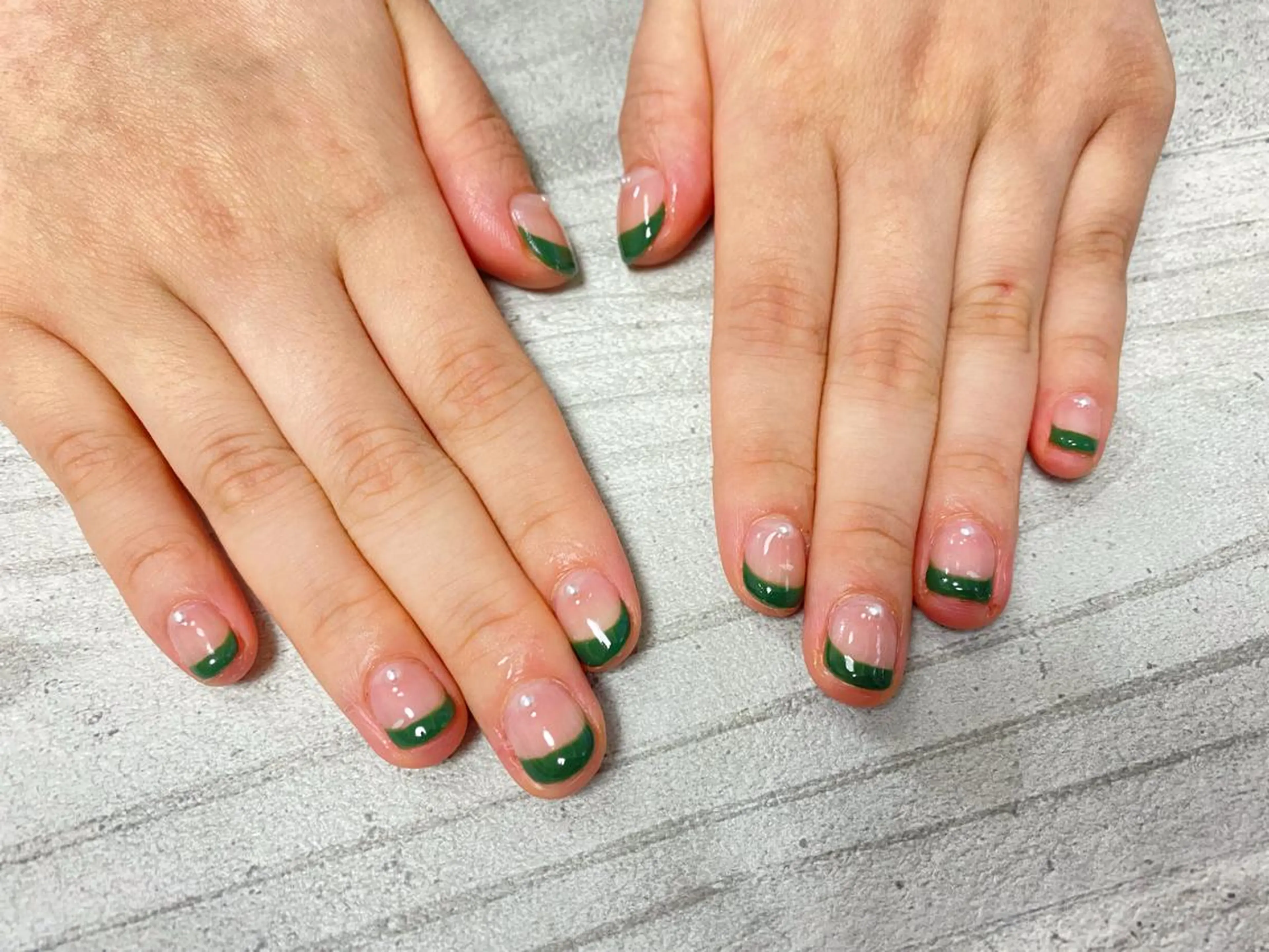 ネイル フレンチネイル Mogu nail 二子玉川のネイルデザイン