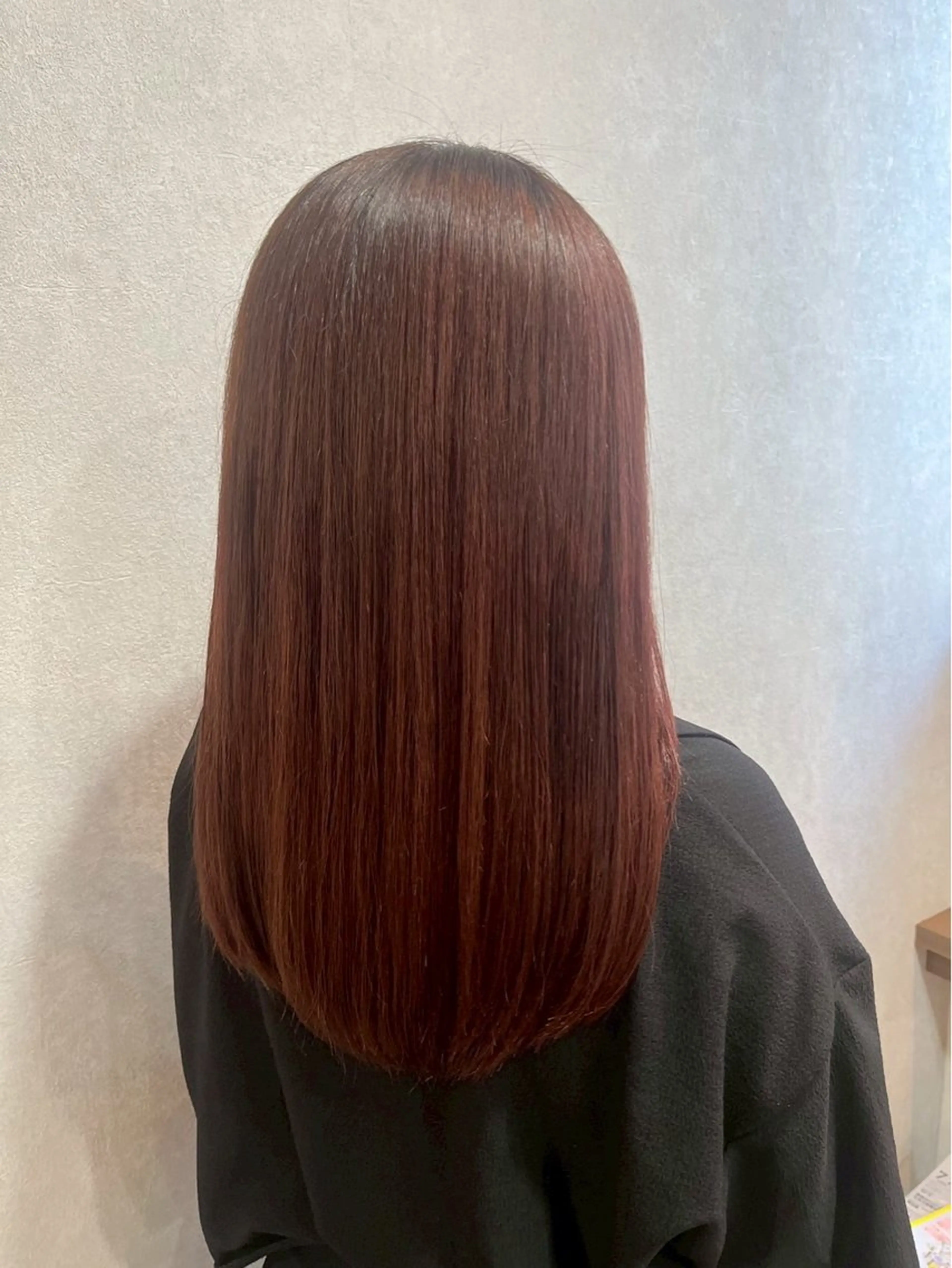 セミロング 木場 麗咲のヘアスタイル