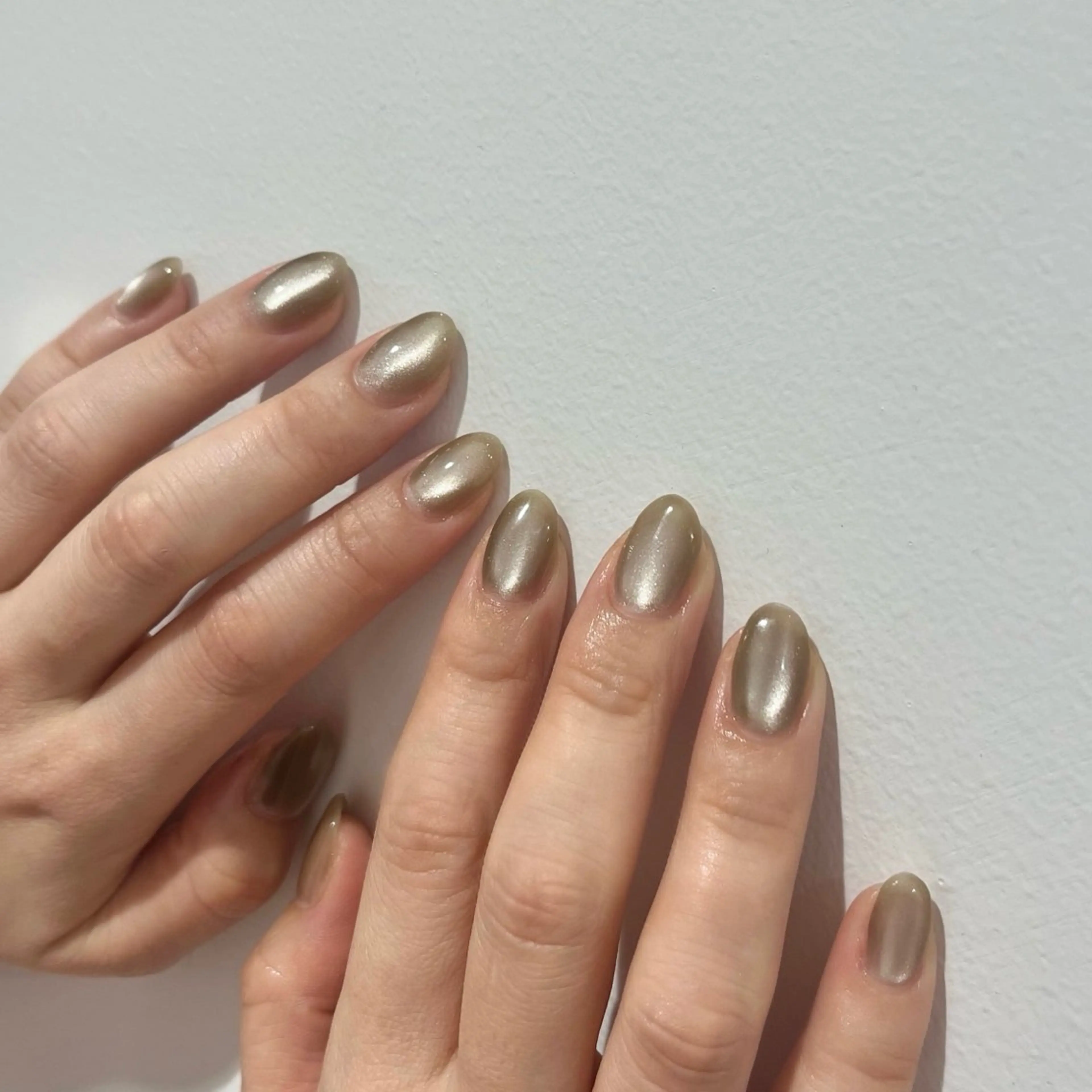 ネイル mano+所属・砂田 はるかのネイルデザイン