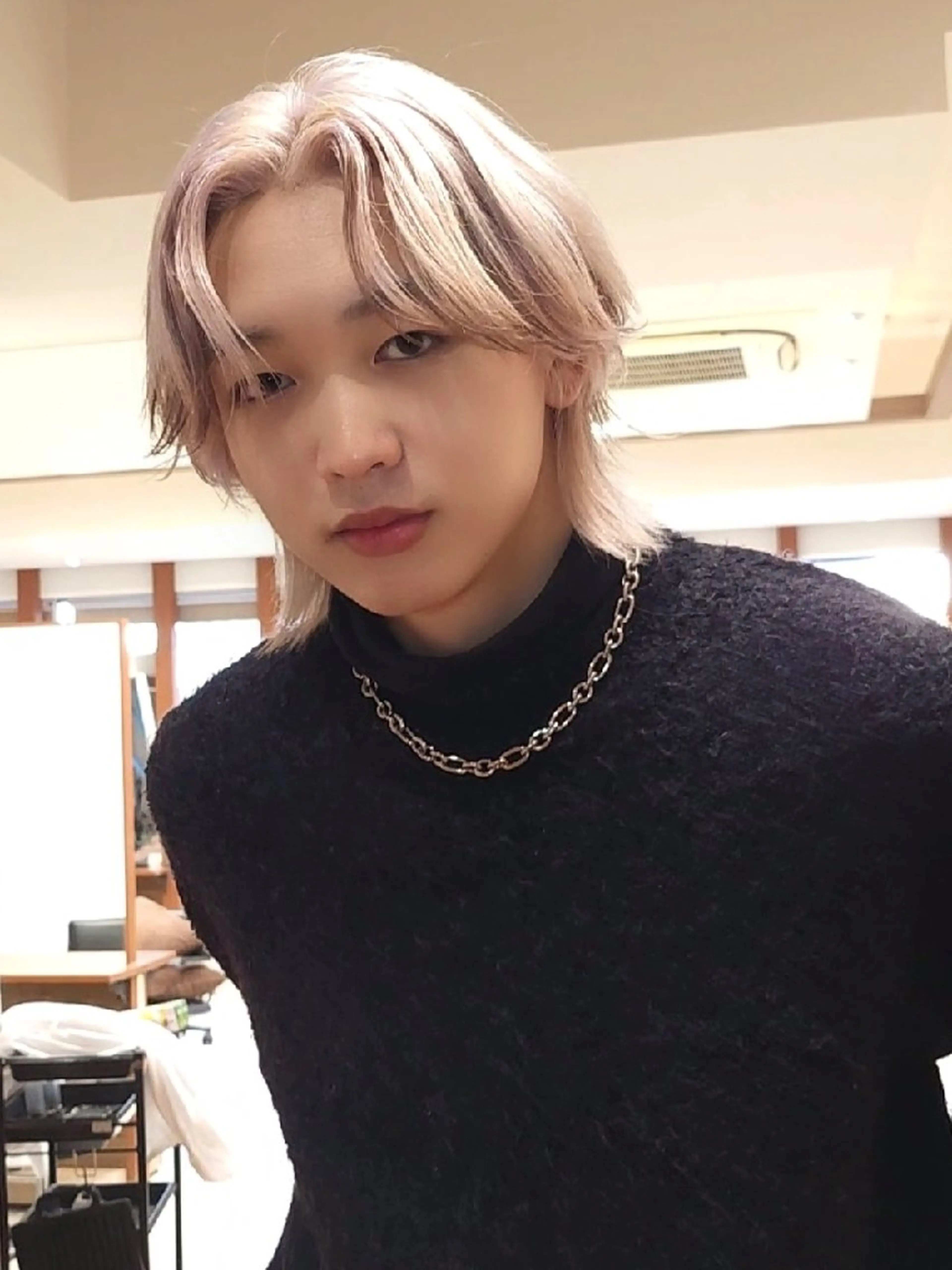 ミディアム カラー メンズ LYLICK所属・ケアブリーチ特化 same 🦈のヘアスタイル