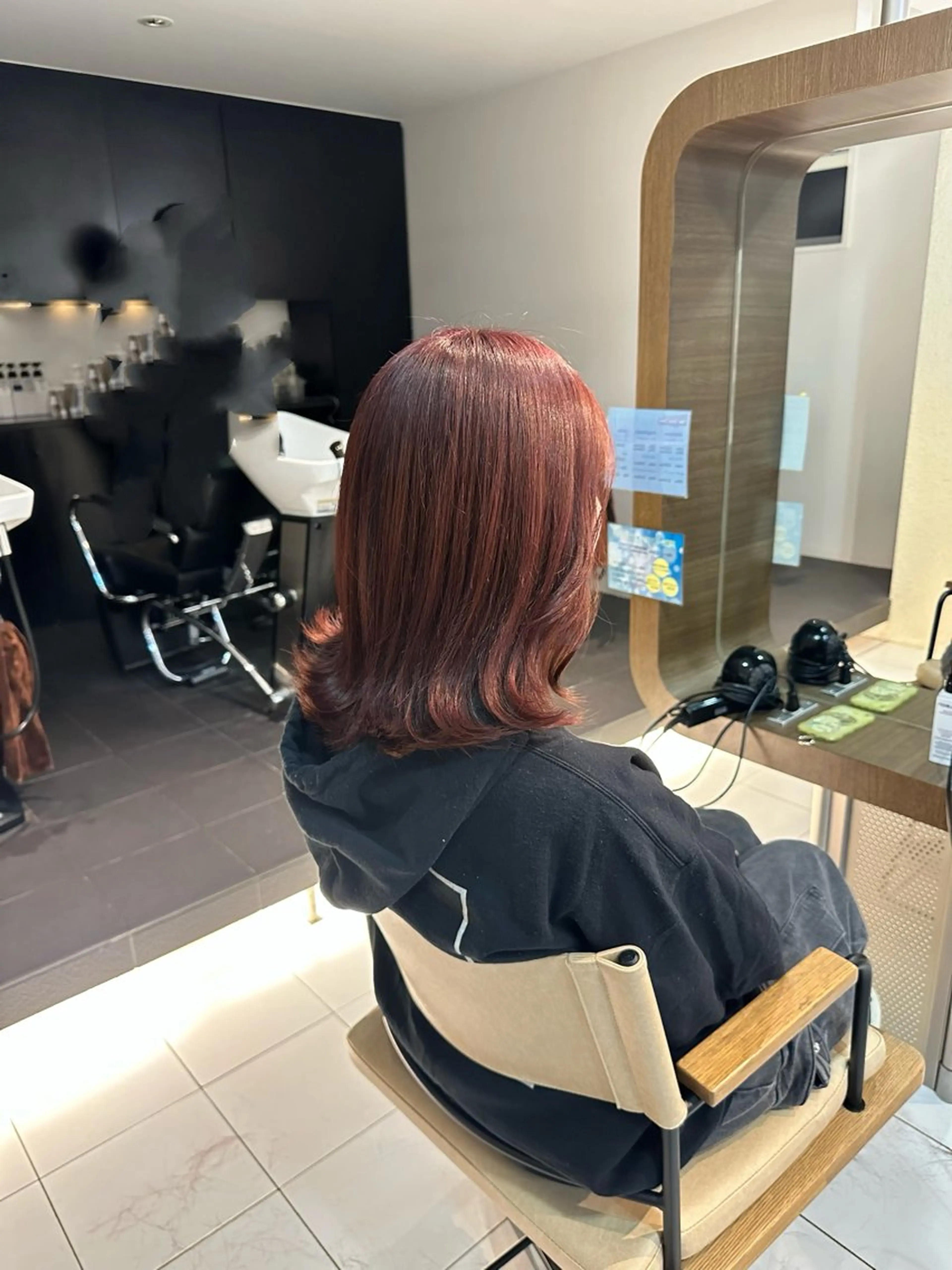 ミディアム カラー ブリーチ ダブルカラー ブリーチなしカラー カット ヘアカラー アニメオタク美容師✂ miharuのヘアスタイル