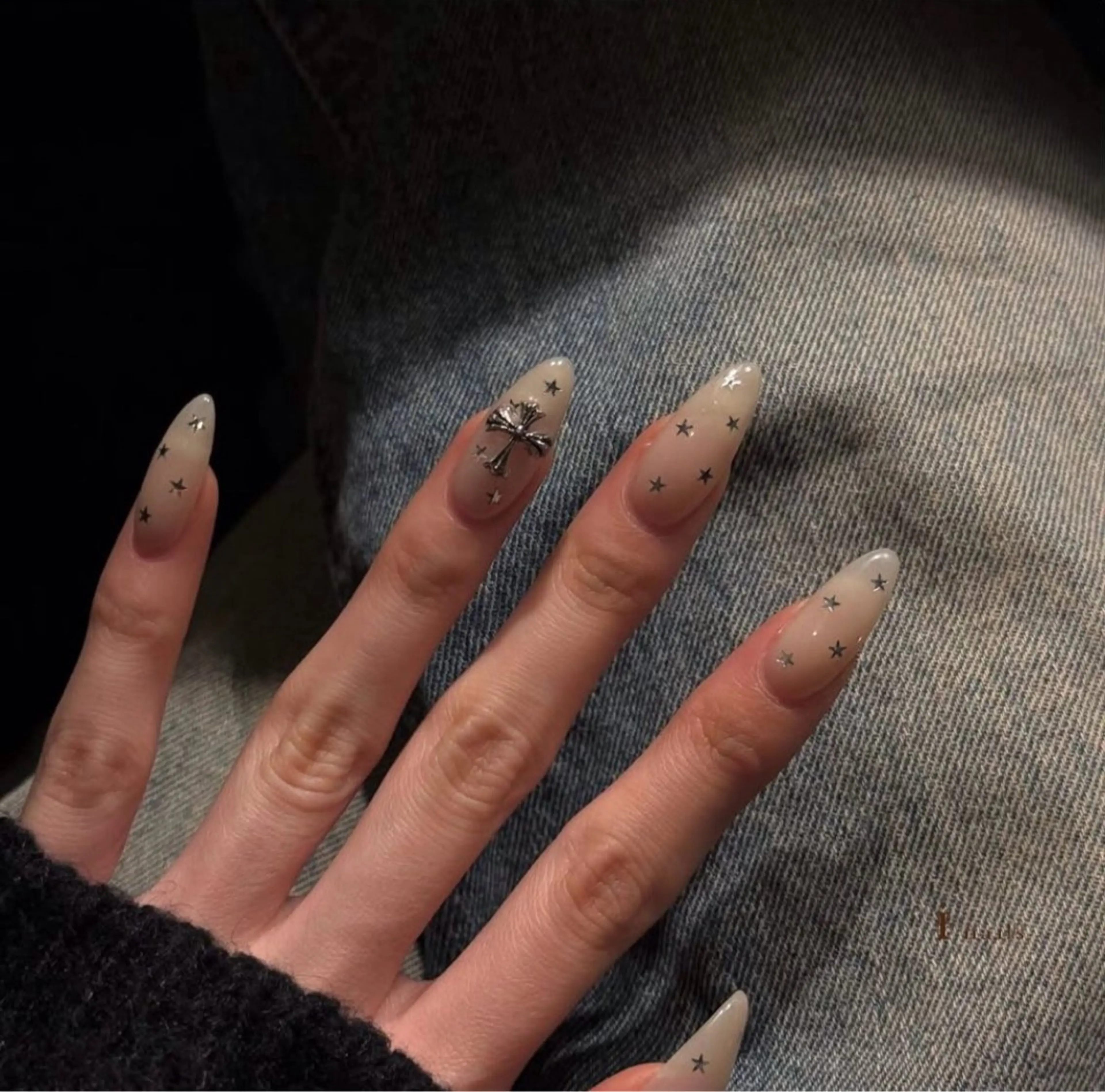 ネイル 長さ出し グラデーション キラキラネイル 韓国ネイル ラメ(グリッター) ハンドネイル ハンドケア Chisa Nail Studio所属・チ サのネイルデザイン