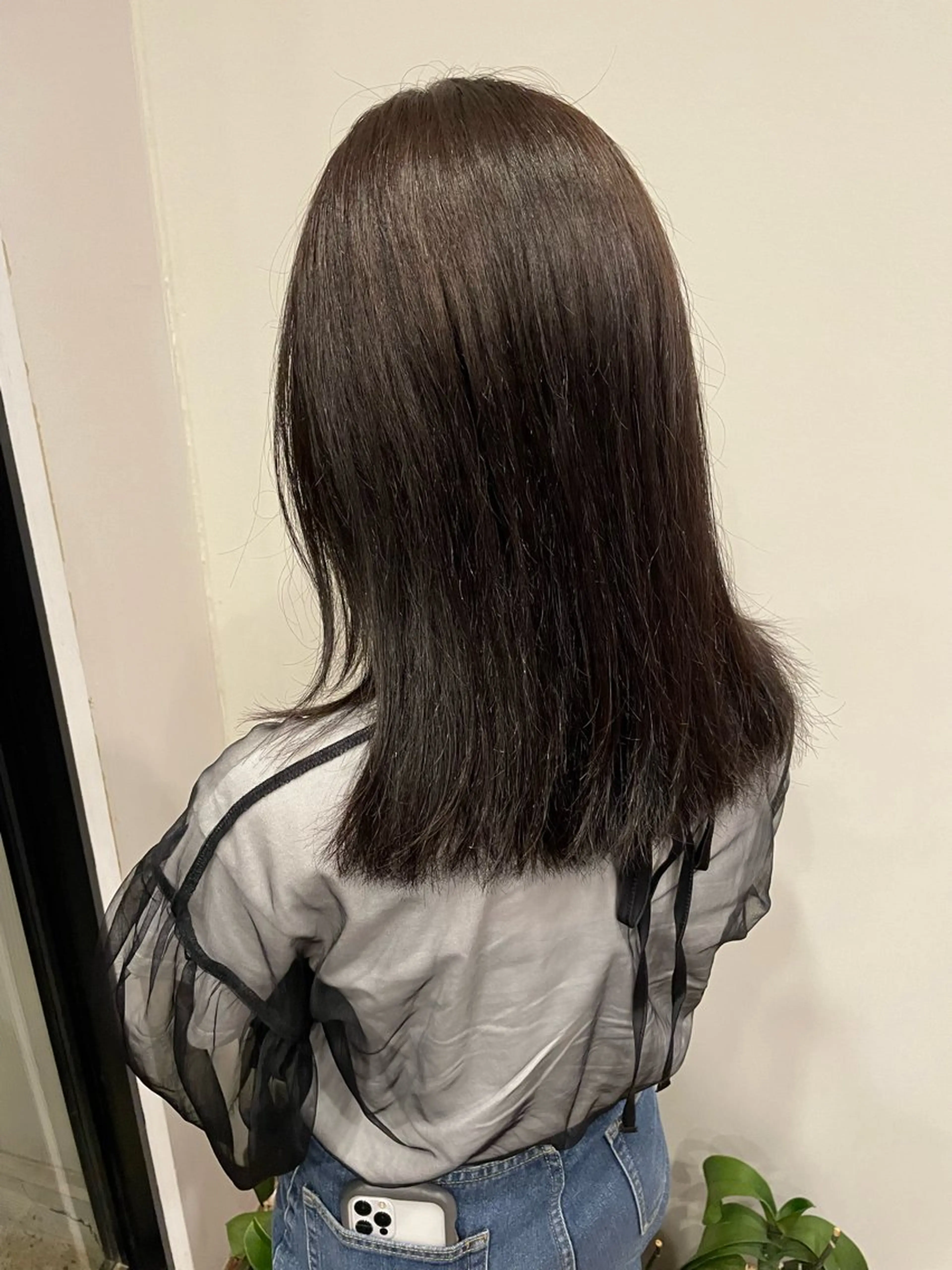 セミロング カラー トヨシマ シュウトのヘアスタイル