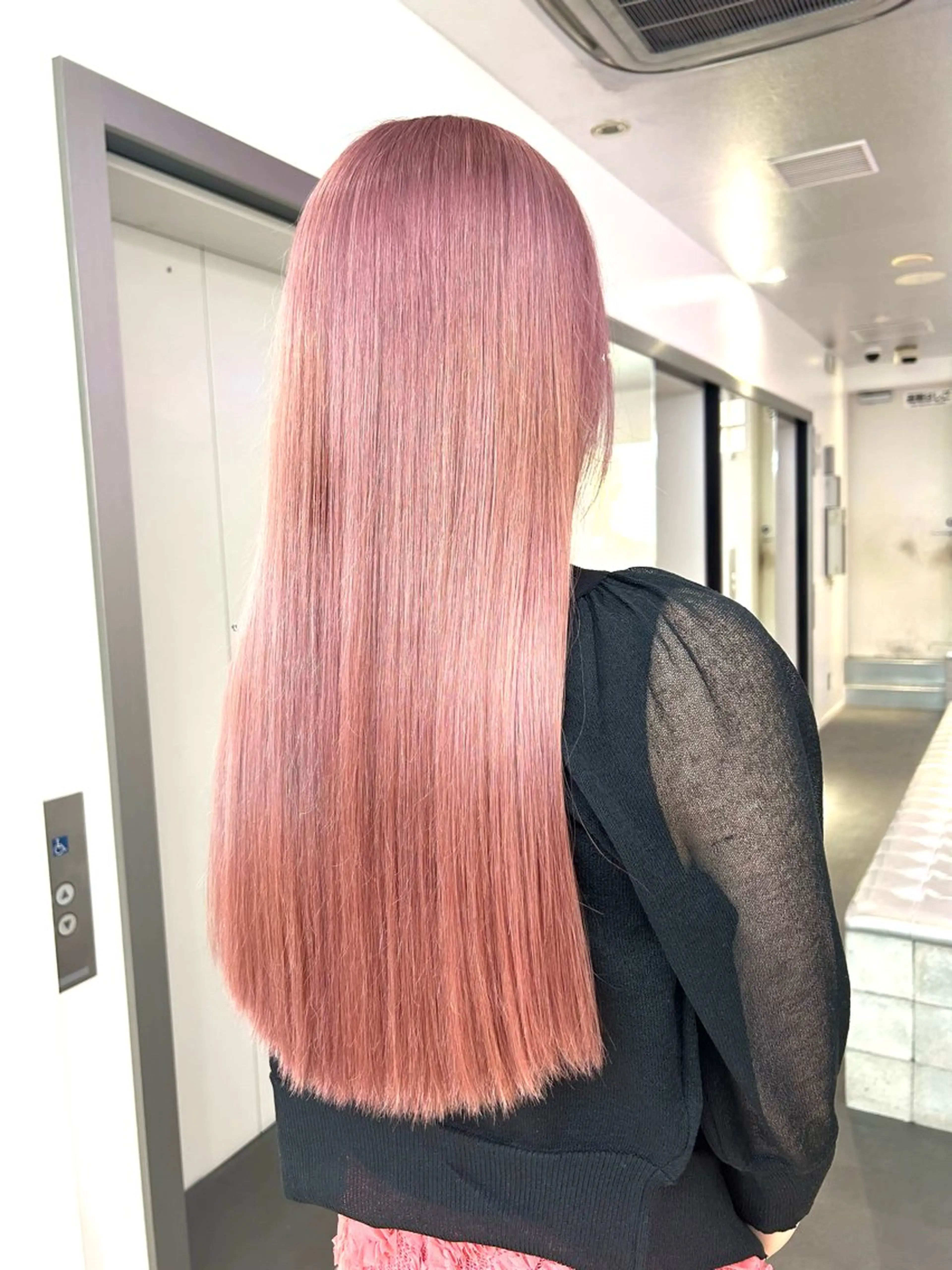 ロング カラー 光透け髪🫧 moekaのヘアスタイル