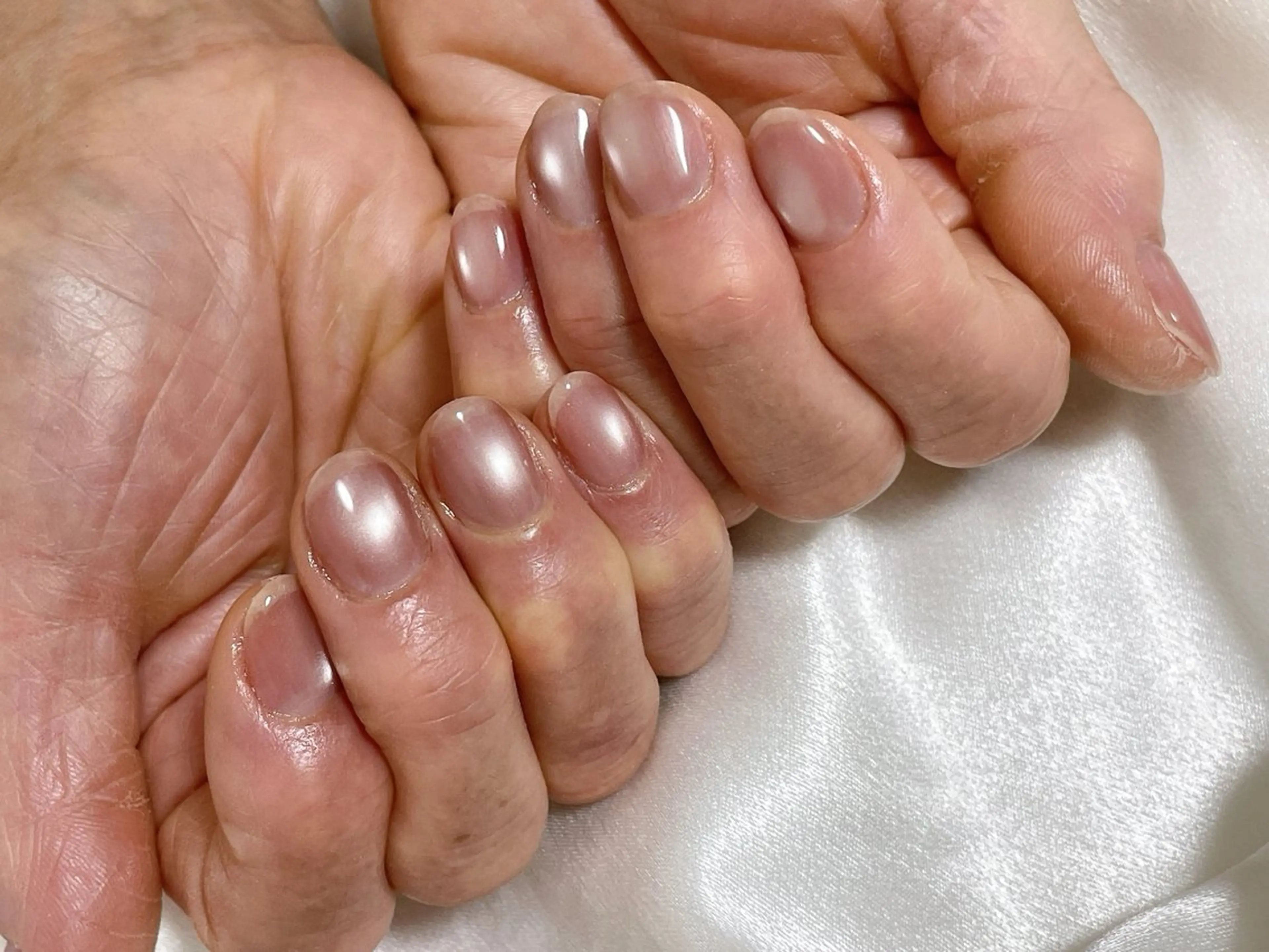 ネイル オーロラネイル 桜ネイル フラワーネイル フットネイル フレンチネイル ハンドネイル mogunail &blowのネイルデザイン