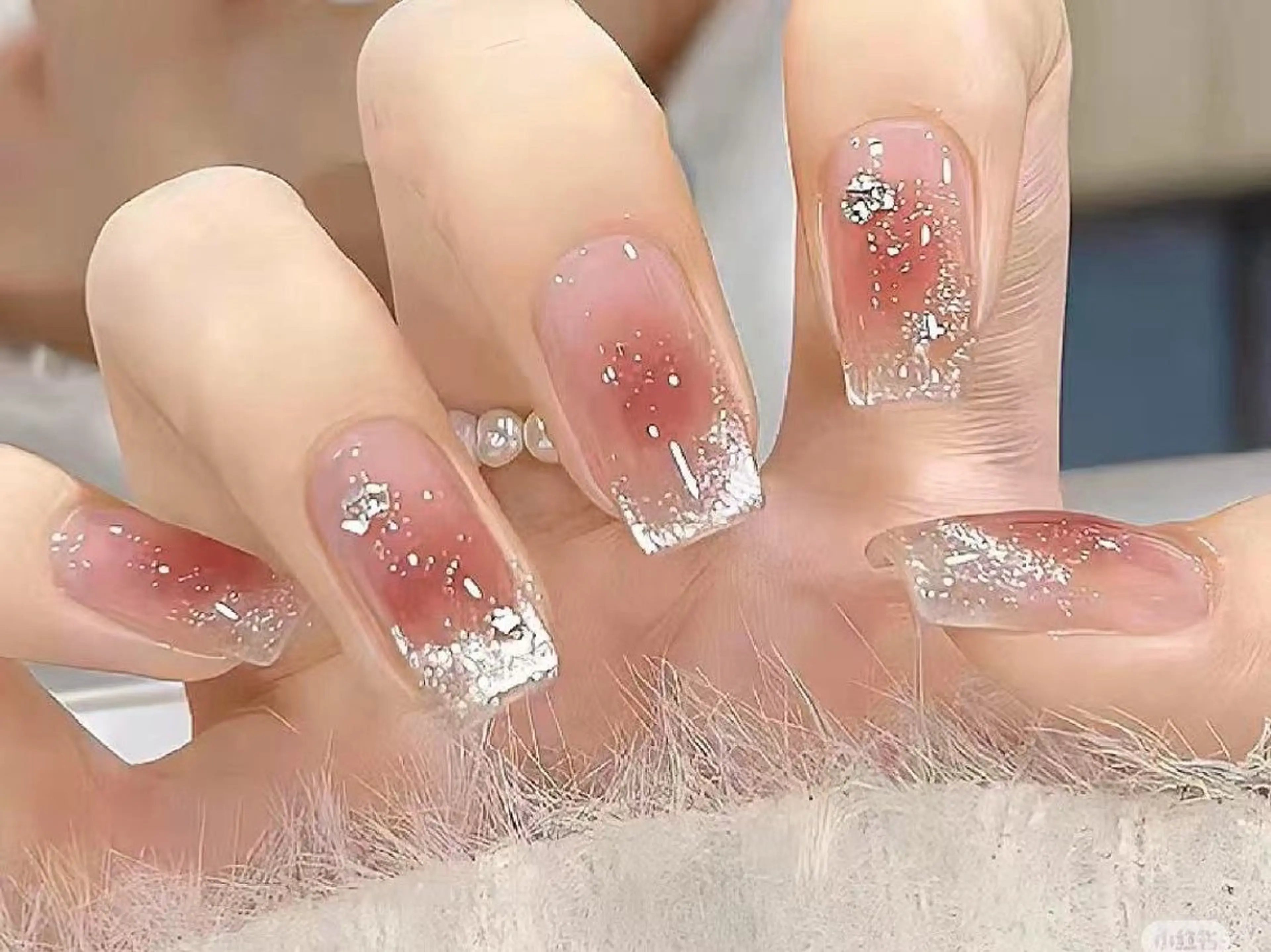 ネイル フレンチネイル マグネットネイル 赤色 シンプルネイル DarkHoney 池袋店のネイルデザイン