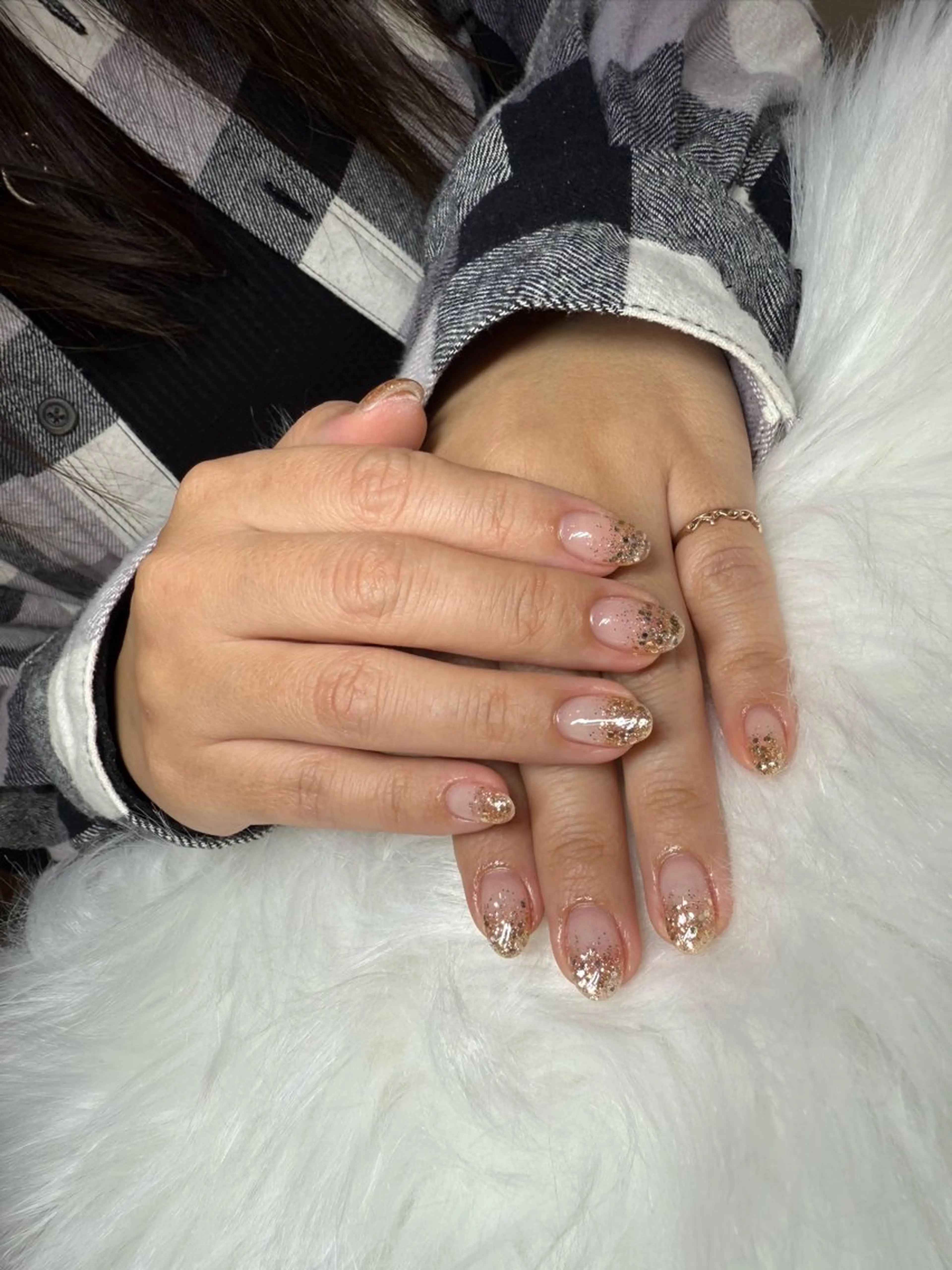 ネイル グラデーション ラメ(グリッター) ラメグラデーション R.I所属・R.I みちのネイルデザイン