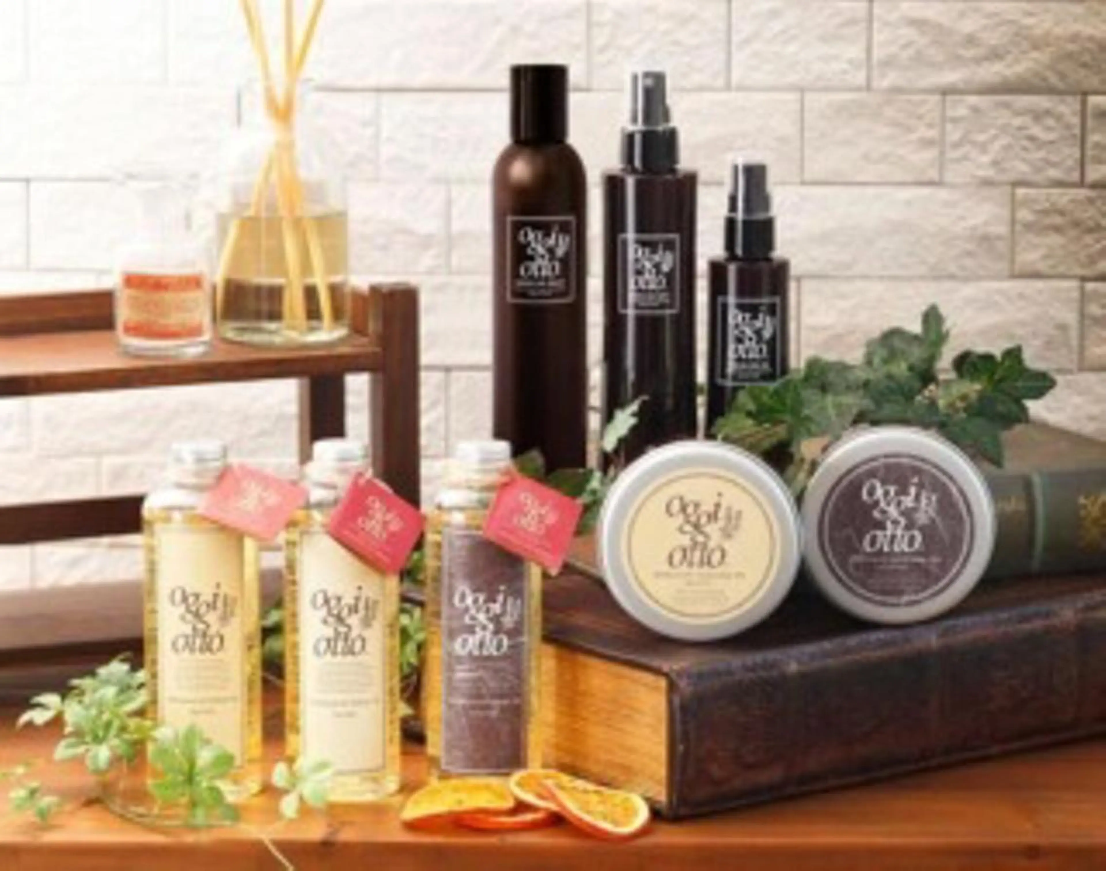 カット&選べるカラー(アディクシーorスロー)&TOKIOフルトリートメント♪+料金でオッジオッドも可🙆‍♂️の写真