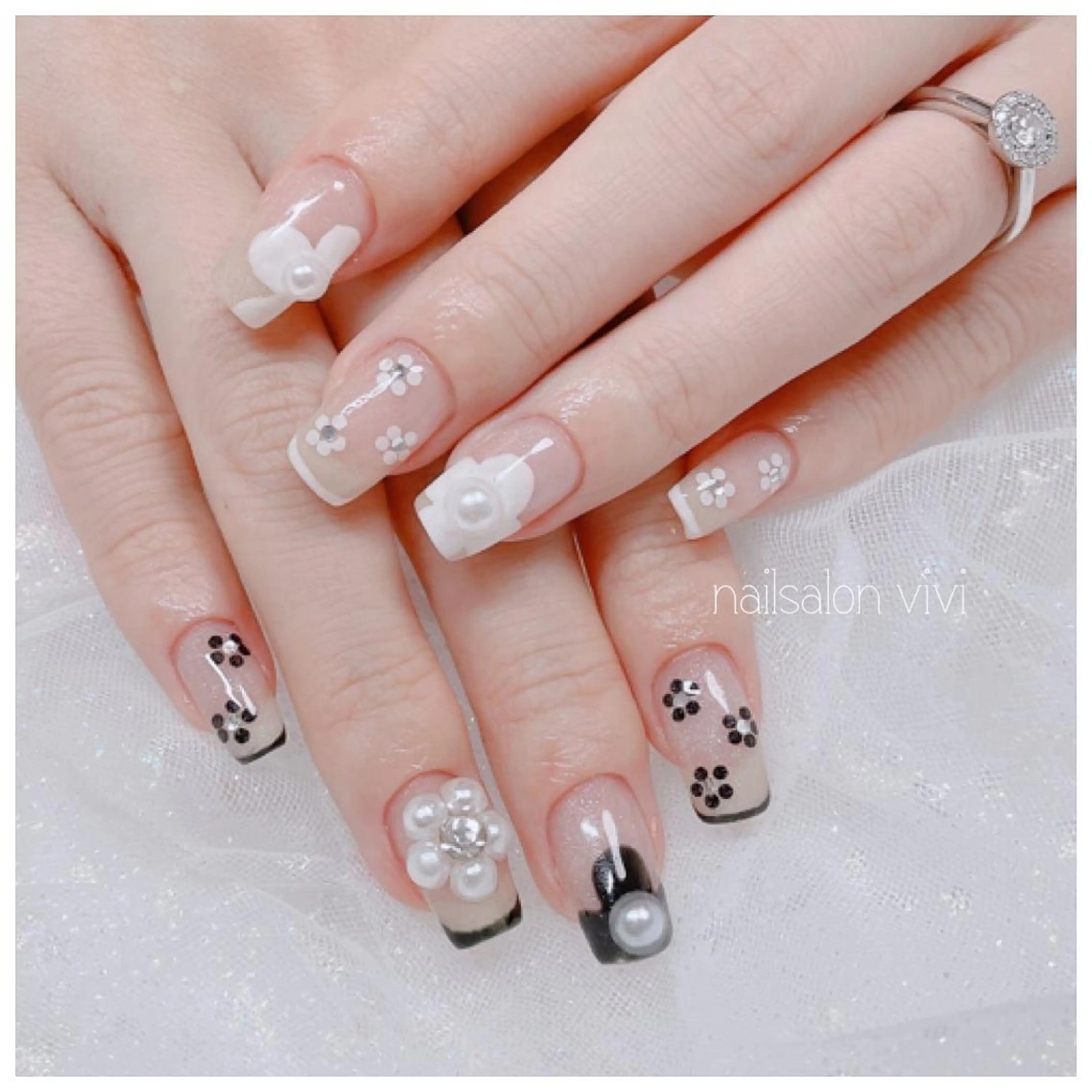 ネイル ＶＩＶＩ nailsalonのネイルデザイン